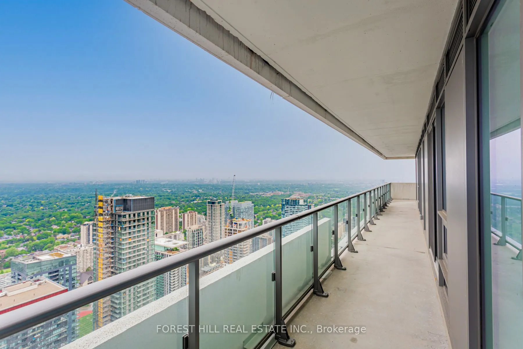 2221 Yonge Street, #5701