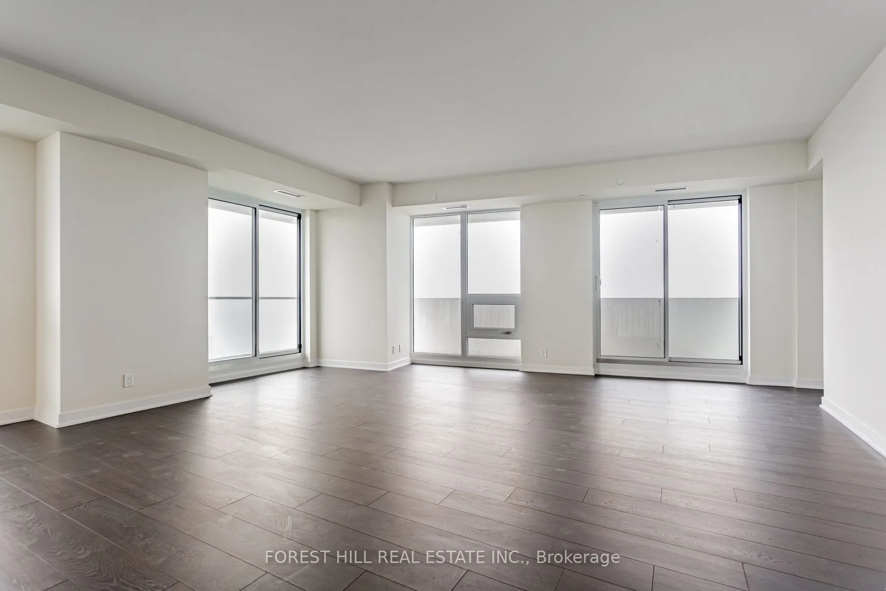 2221 Yonge Street, #5701