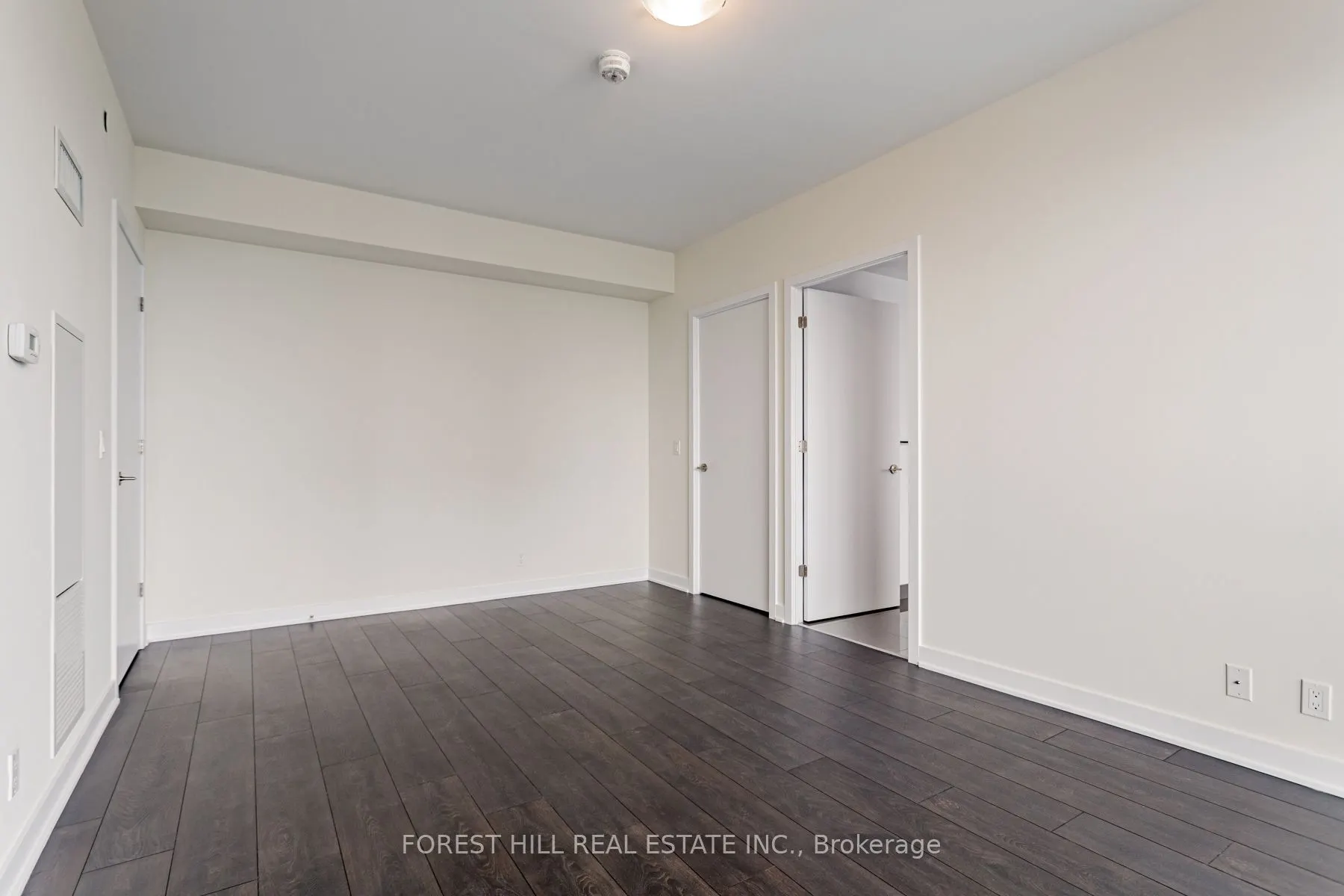 2221 Yonge Street, #5701
