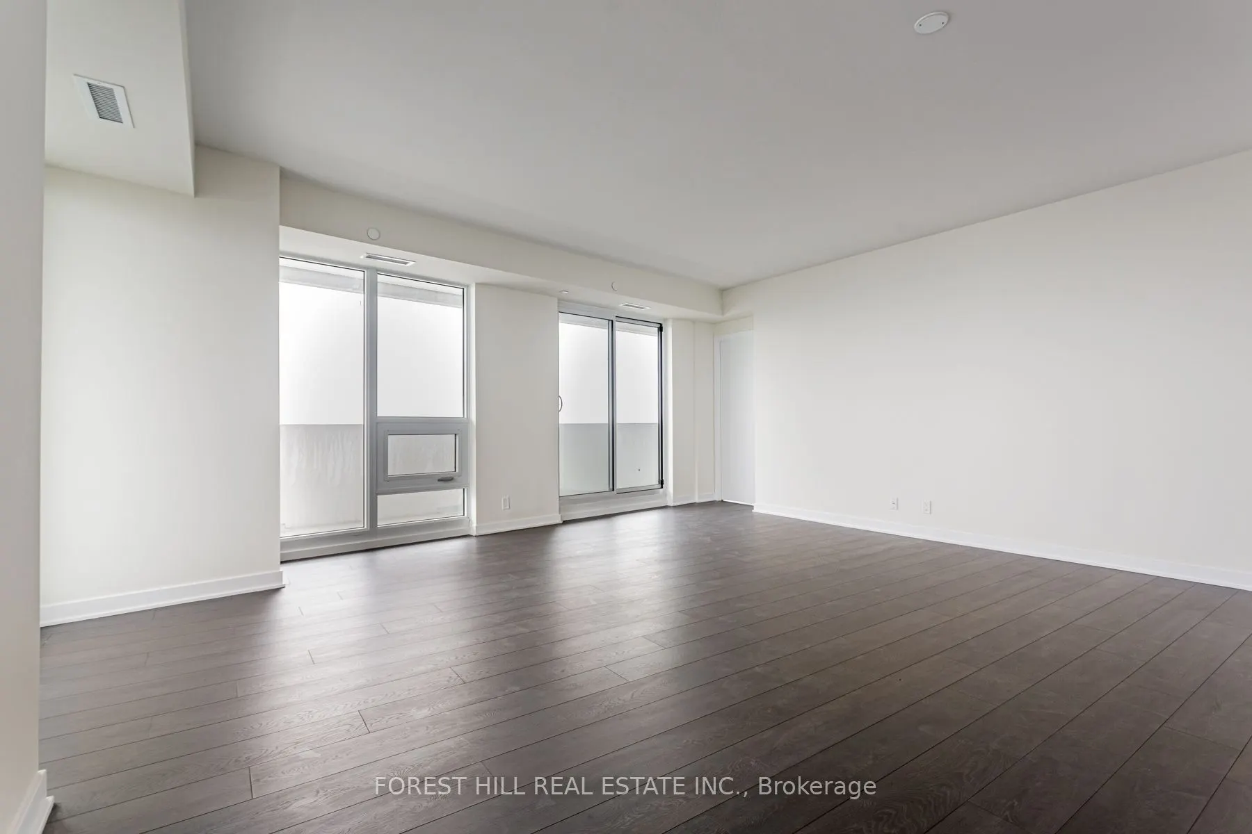 2221 Yonge Street, #5701