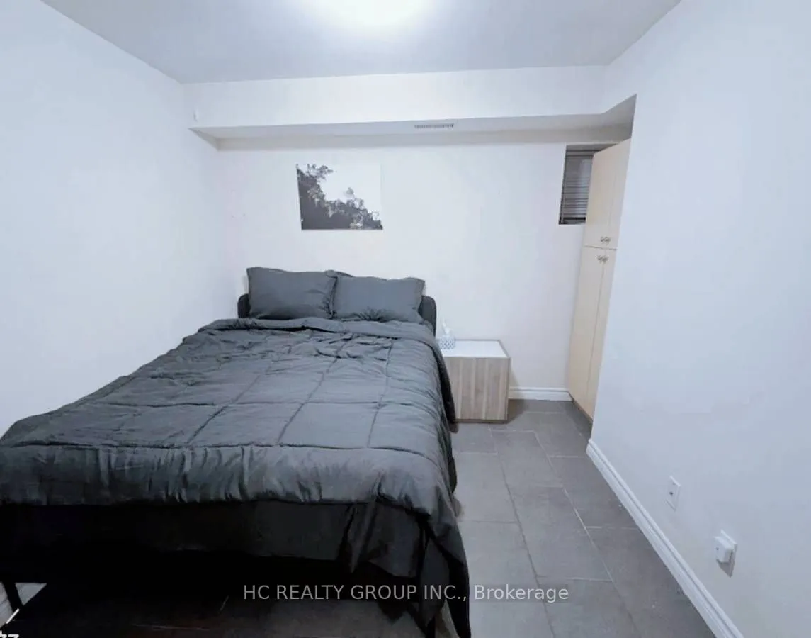 629 Bathurst Street