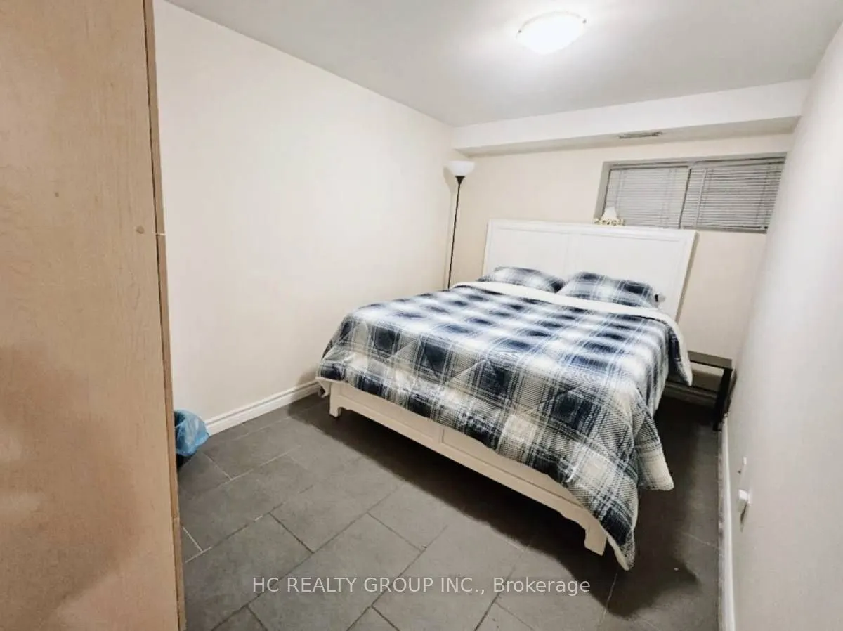629 Bathurst Street