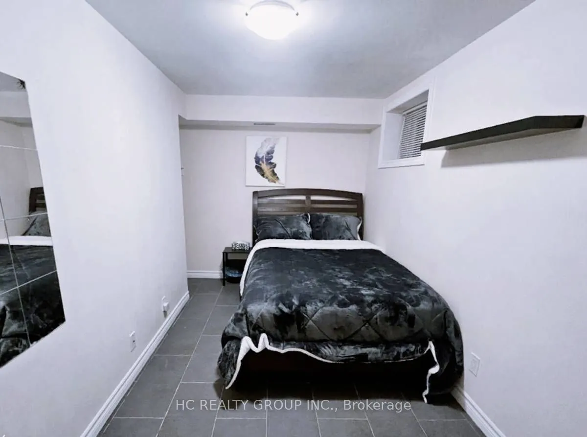 629 Bathurst Street