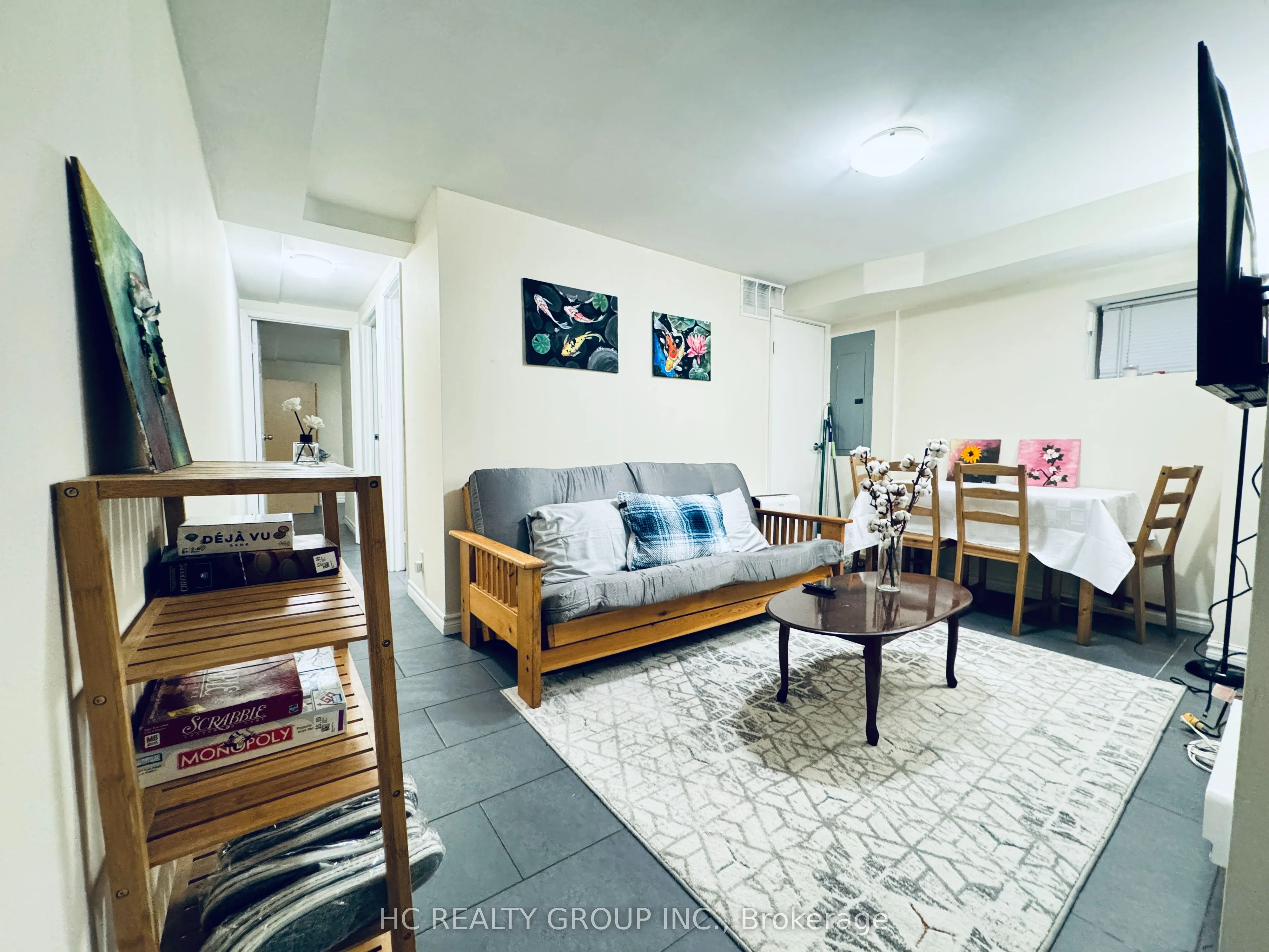 629 Bathurst Street