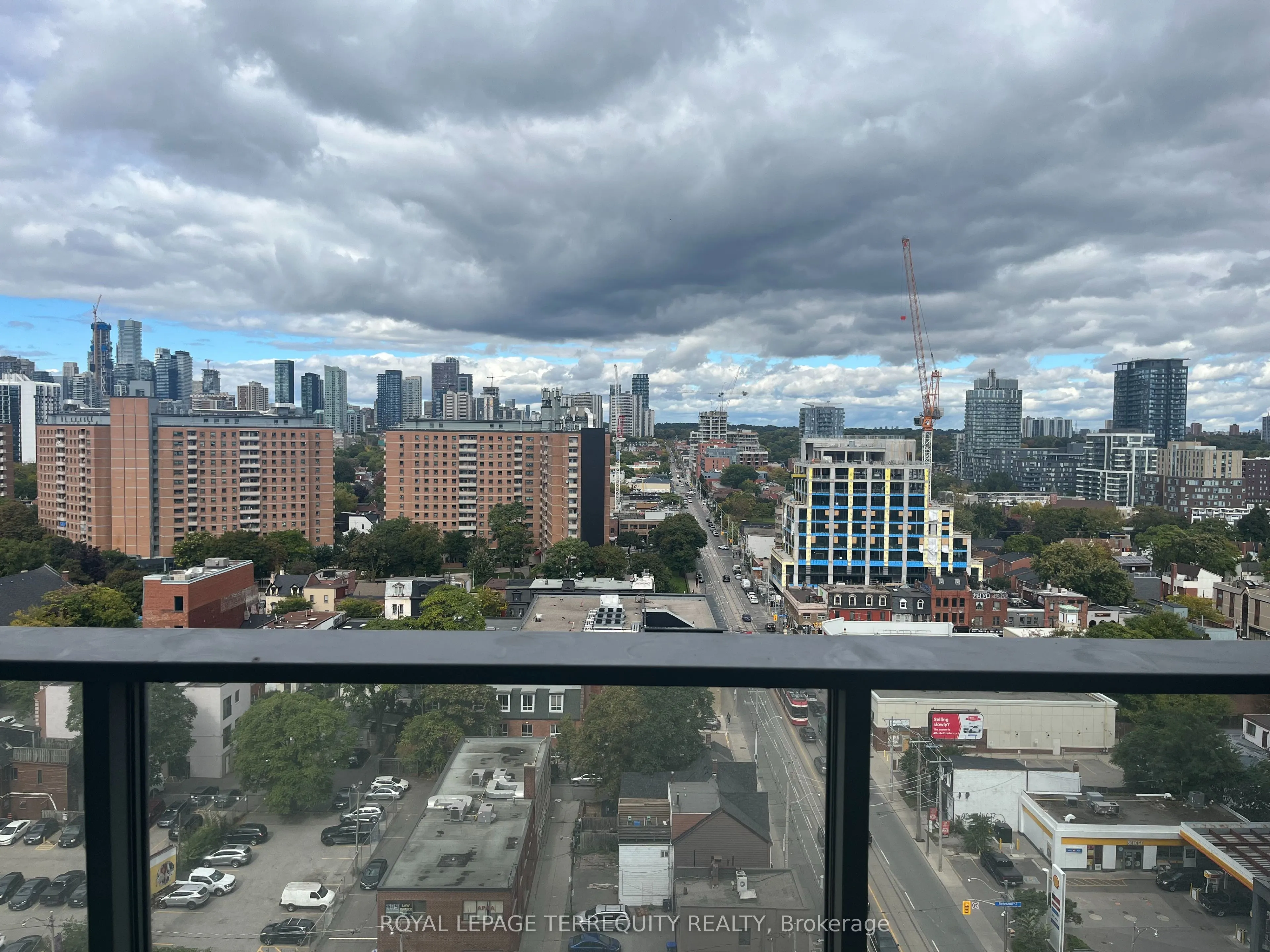 120 Parliament Street, #1405