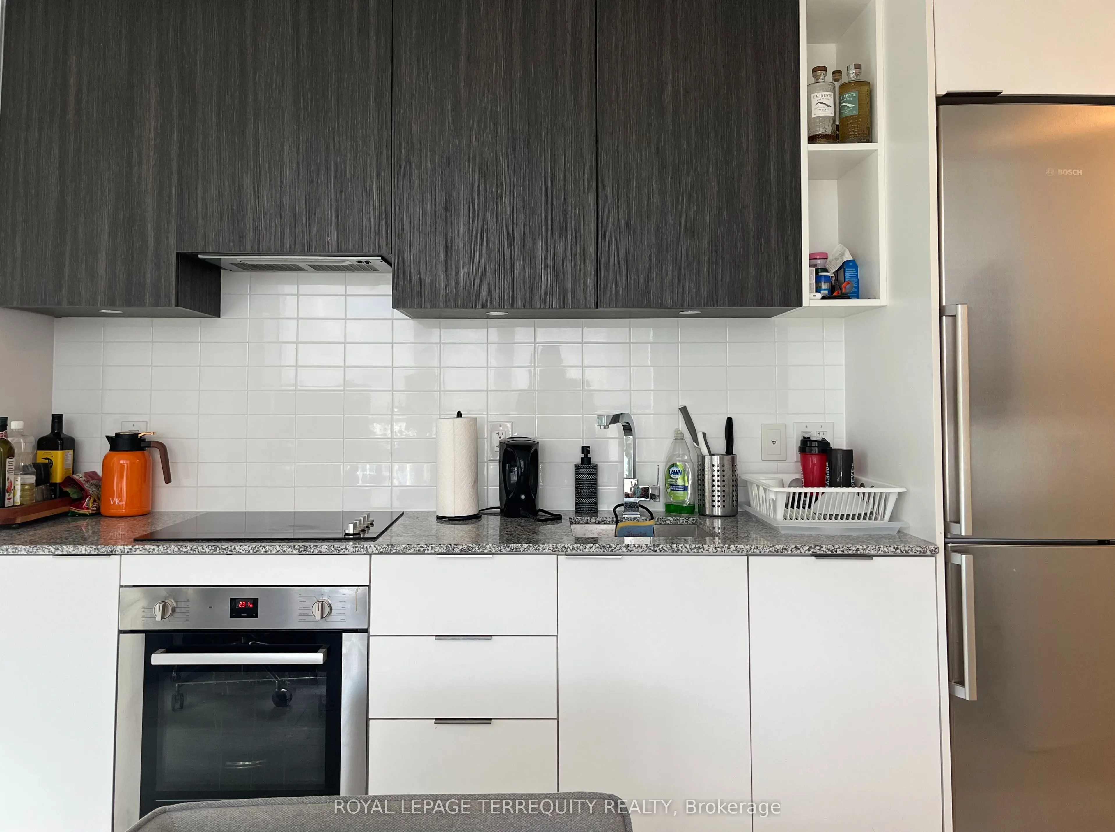 120 Parliament Street, #1405