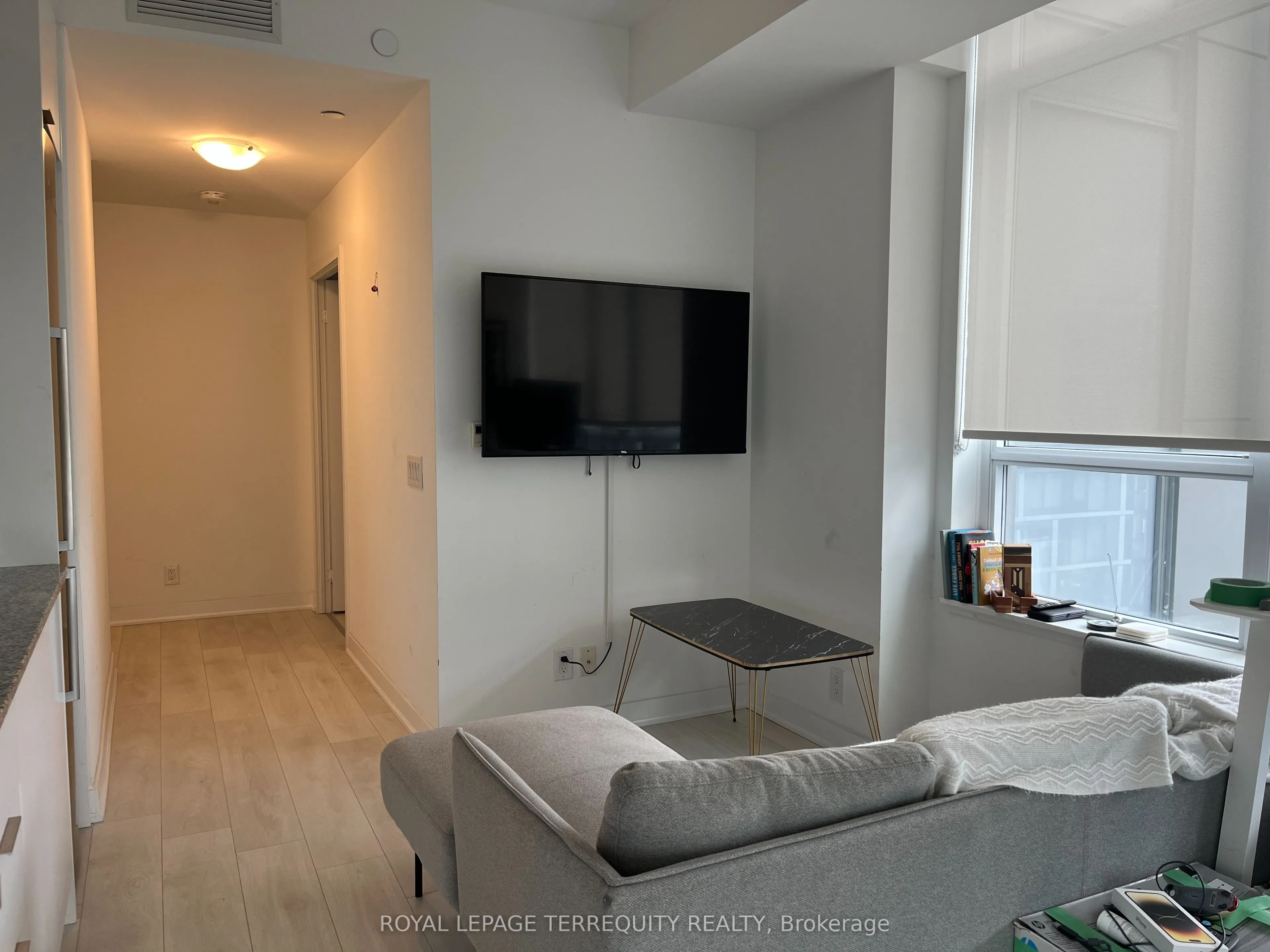 120 Parliament Street, #1405