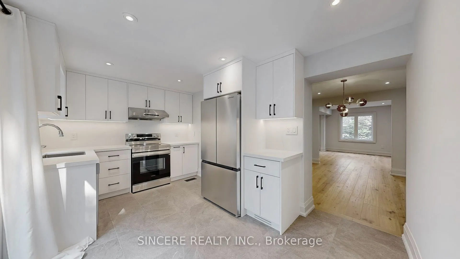 123 Lawrence Avenue W