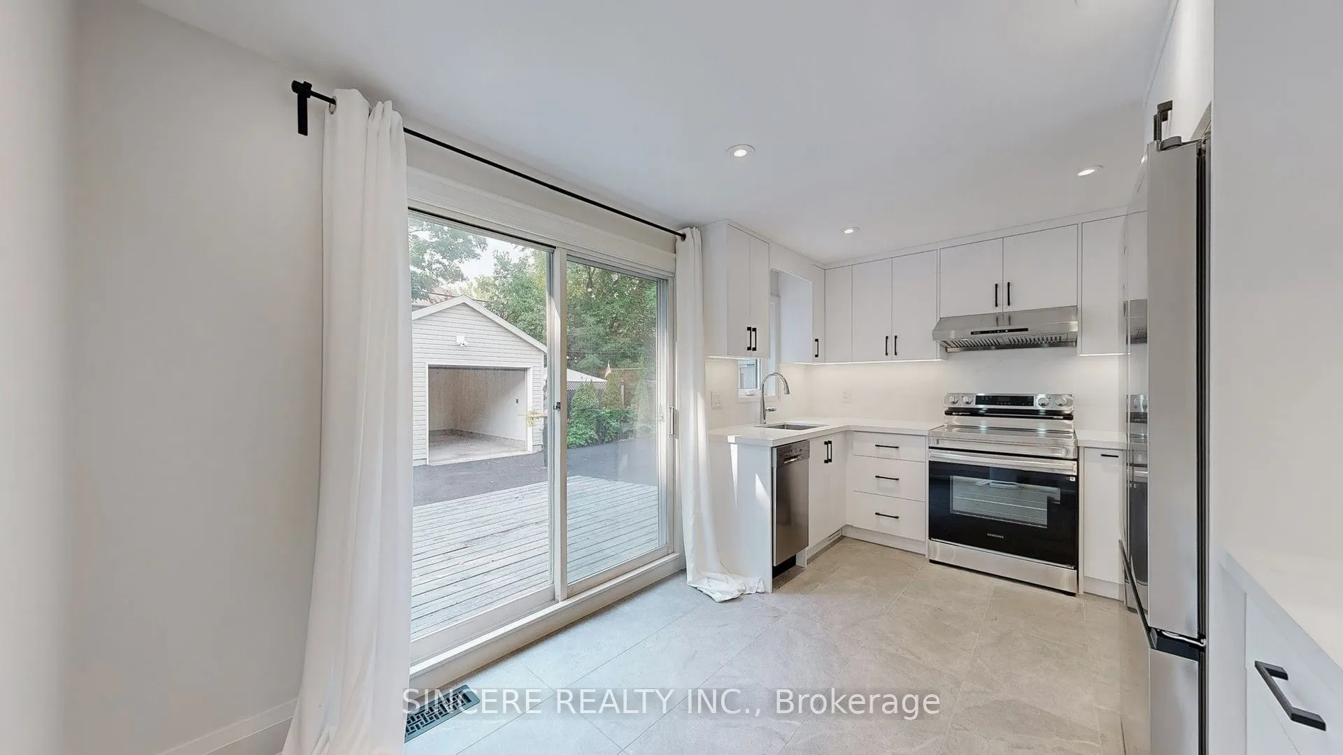 123 Lawrence Avenue W