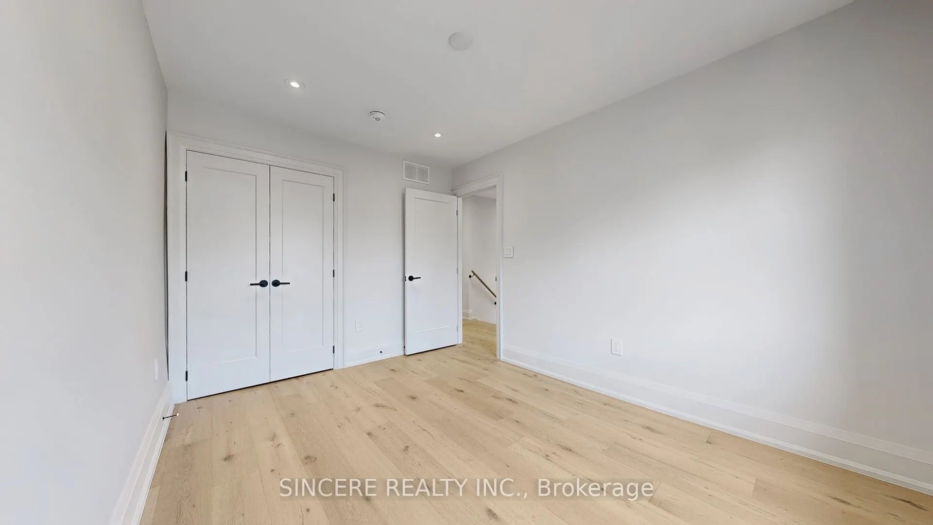 123 Lawrence Avenue W