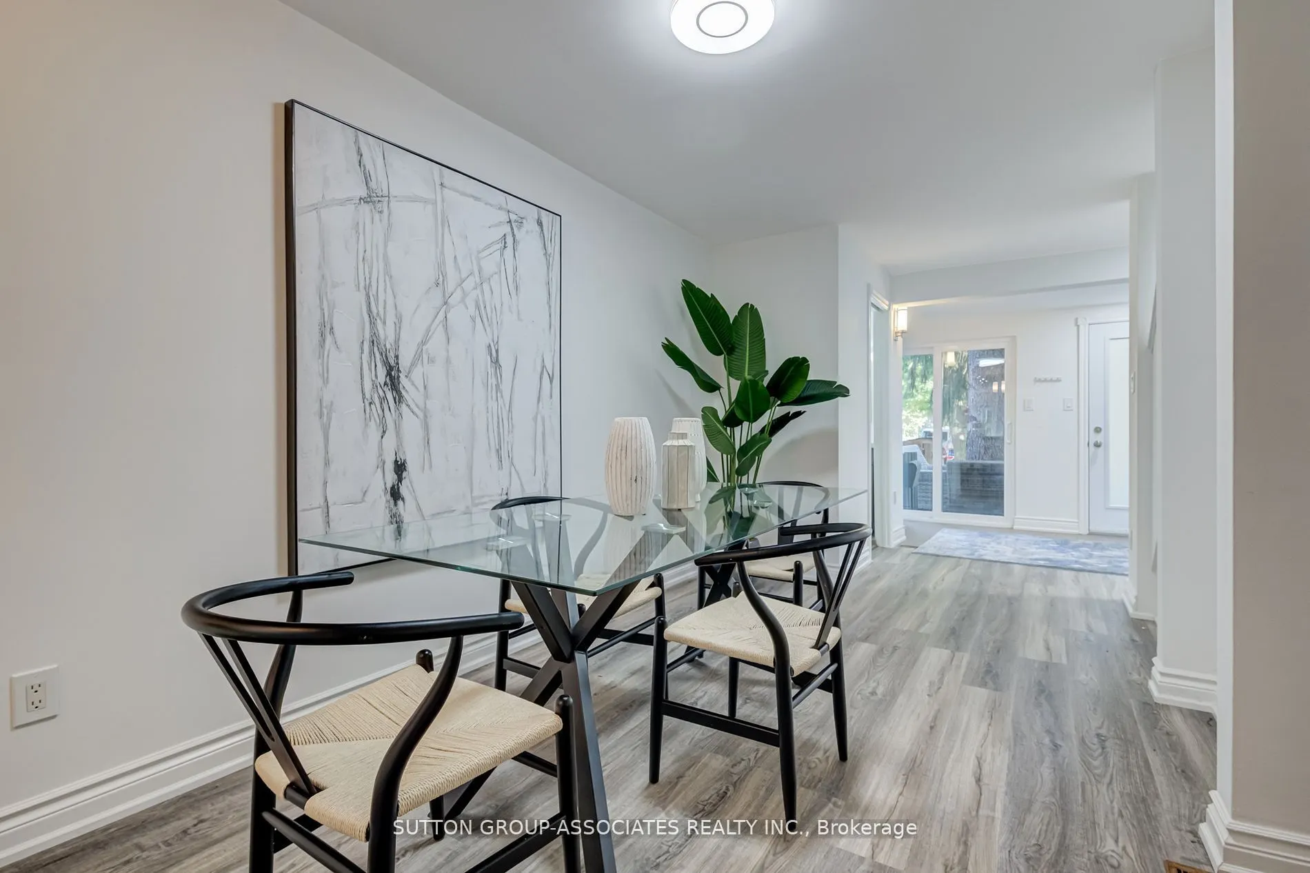 832 Manning Avenue