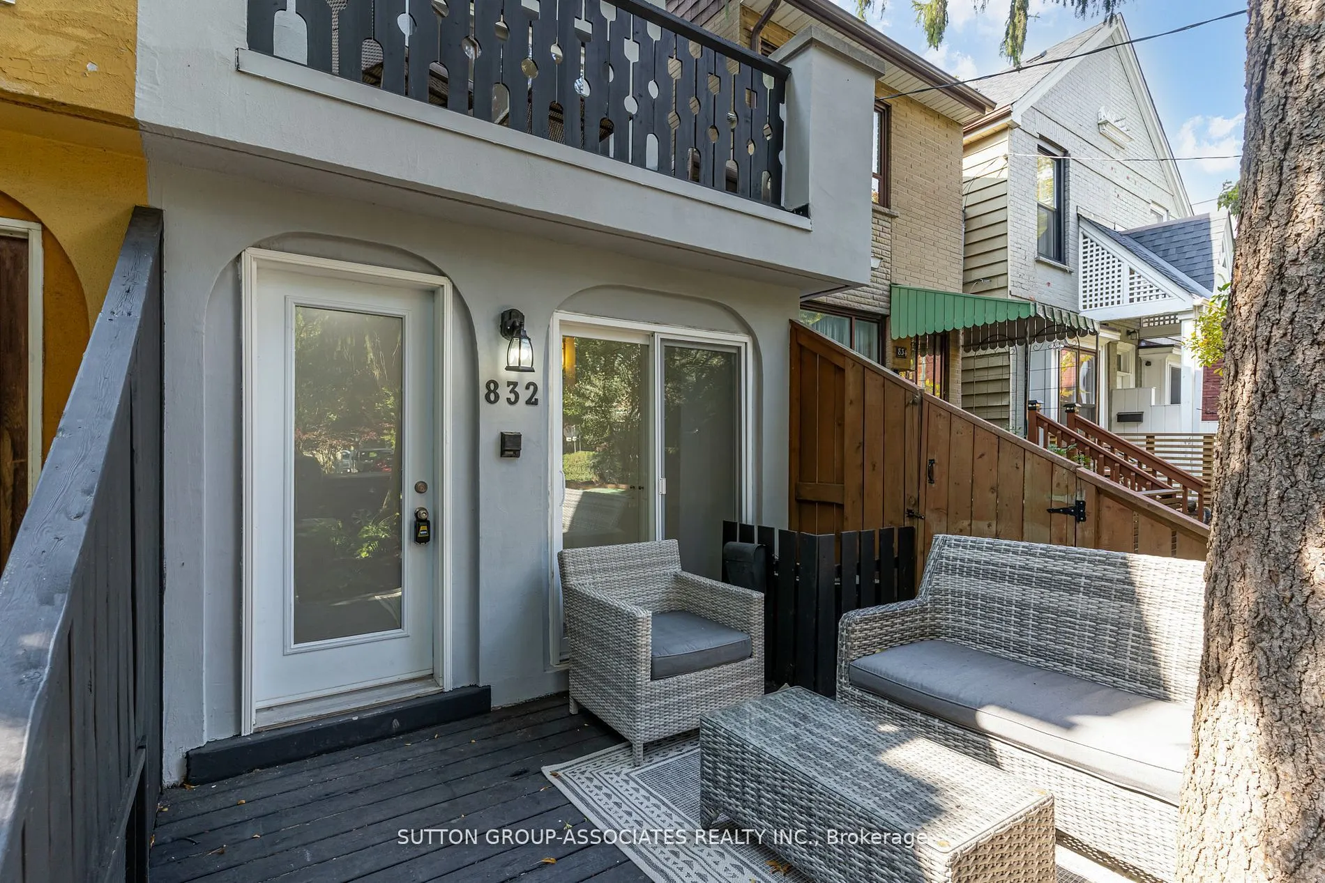 832 Manning Avenue