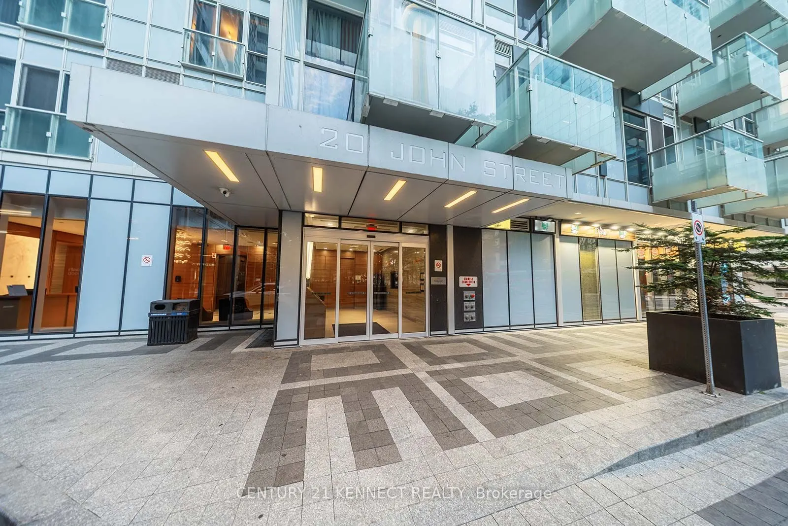 20 John Street, #617