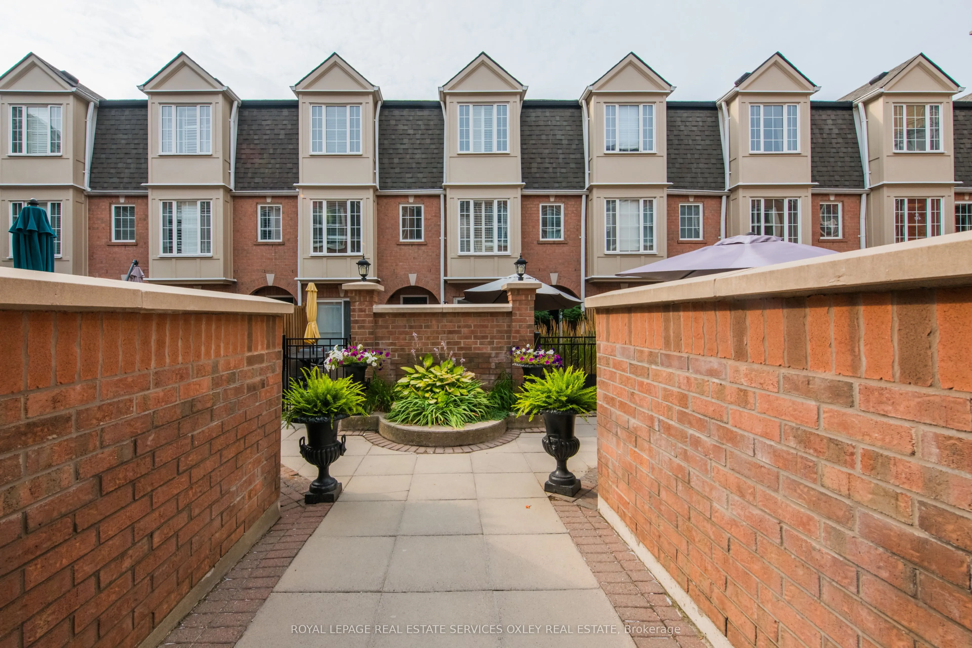151 Merton Street, #15