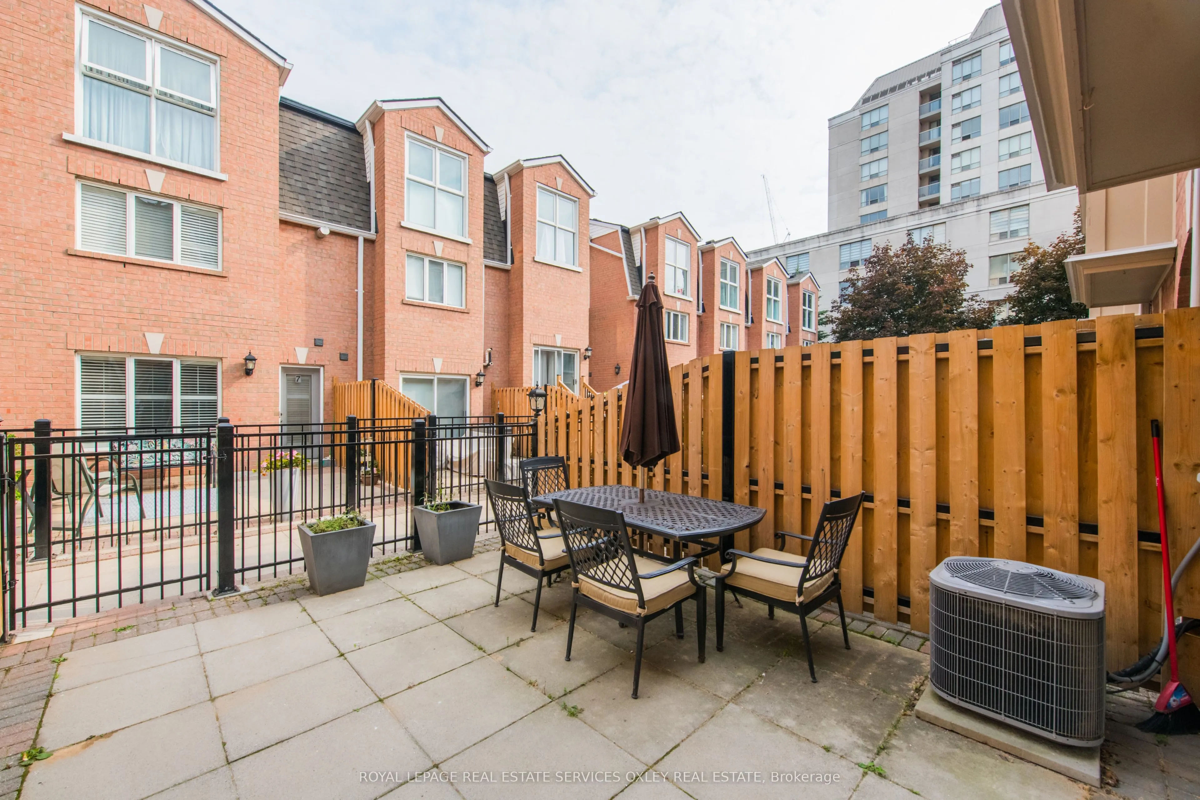 151 Merton Street, #15
