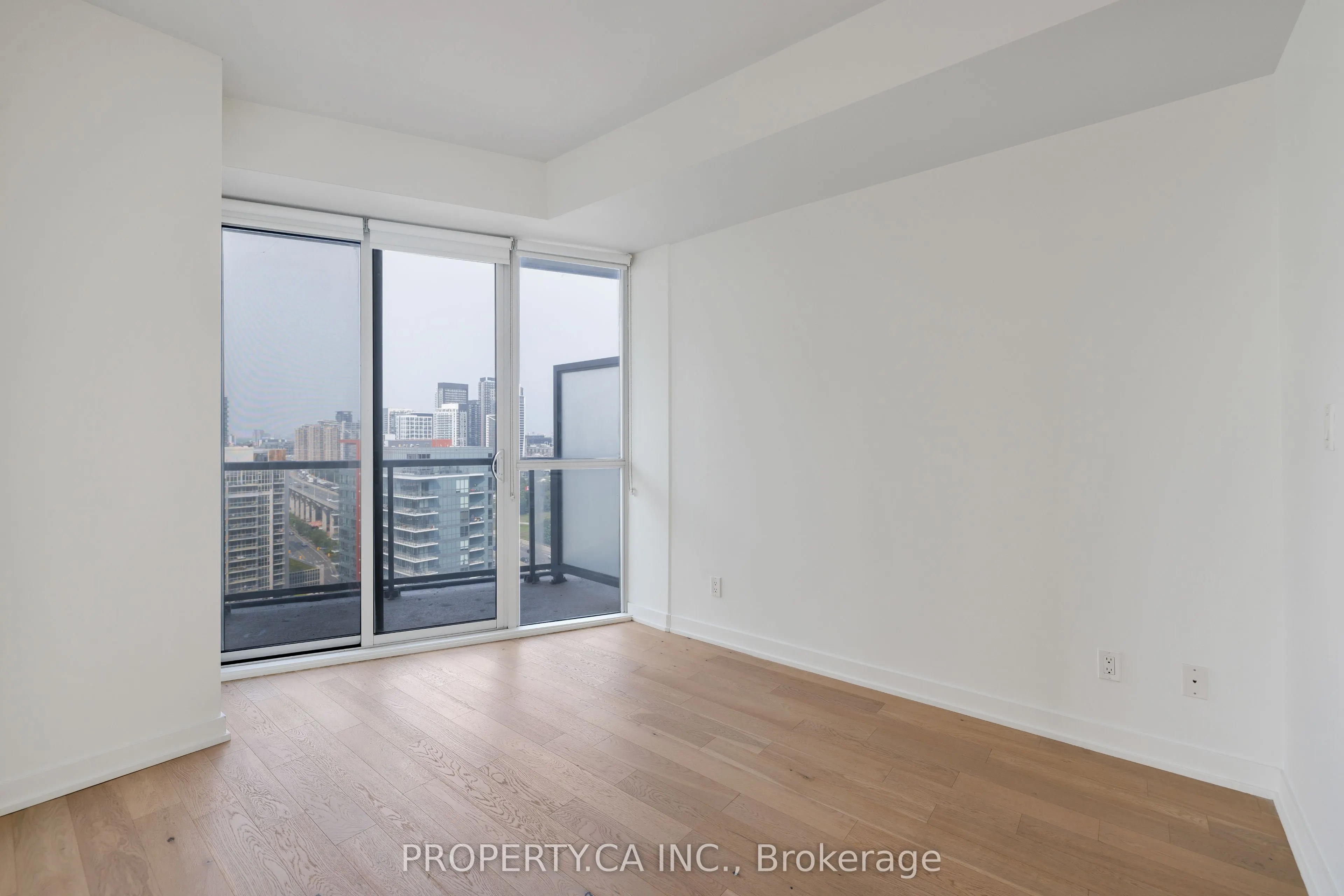 20 Bruyeres Mews, #2112