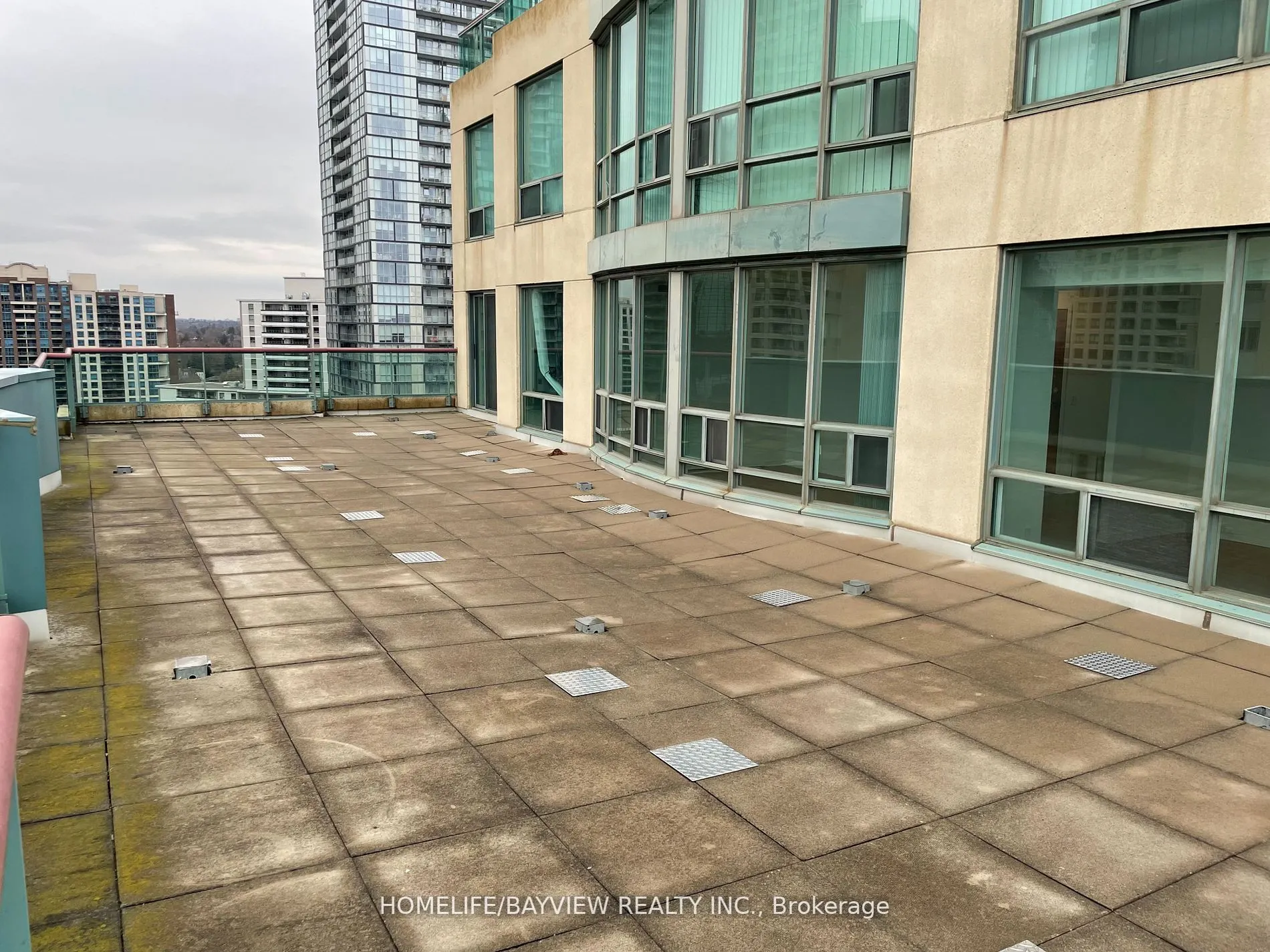 238 Doris Avenue, #2003