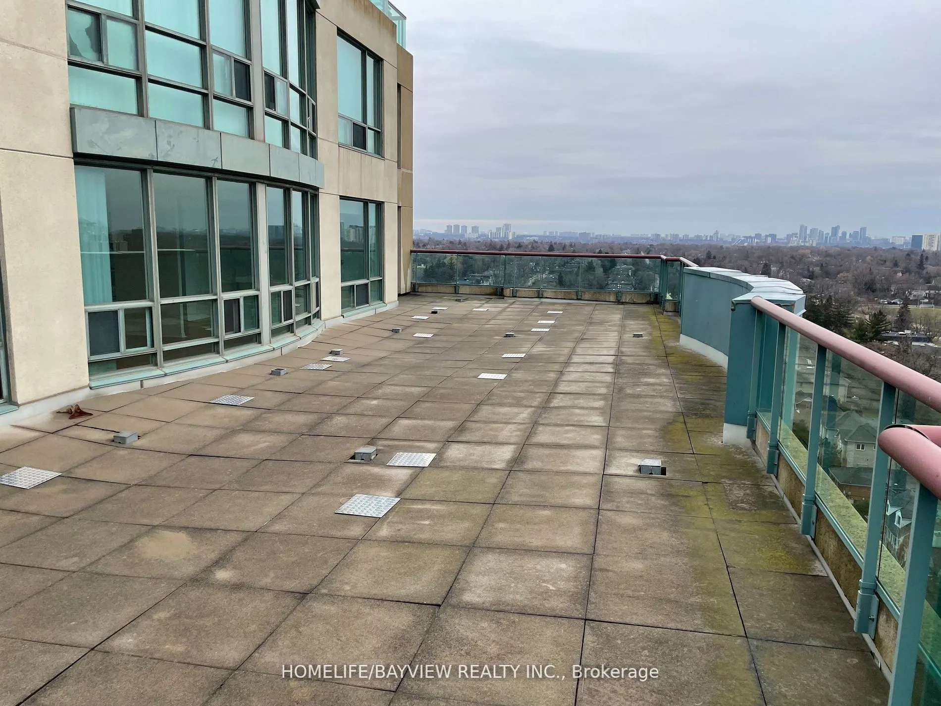 238 Doris Avenue, #2003