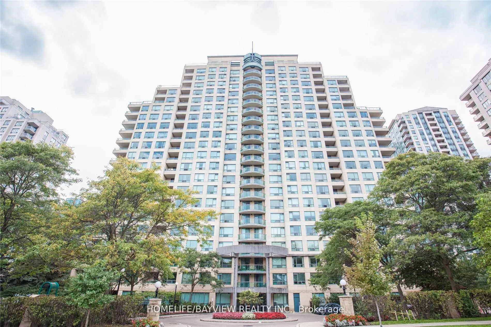 238 Doris Avenue, #2003