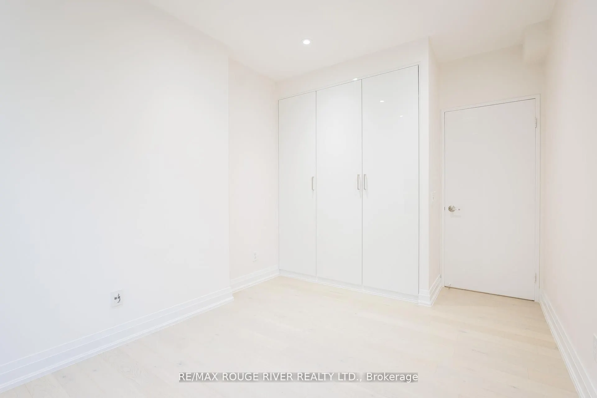 238 Doris Avenue, #109