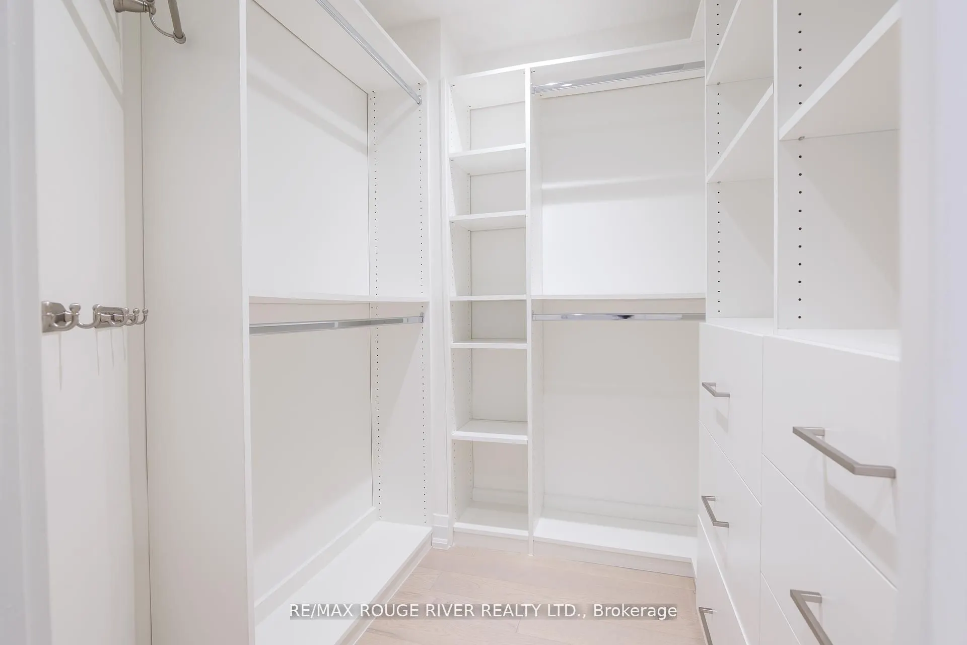 238 Doris Avenue, #109
