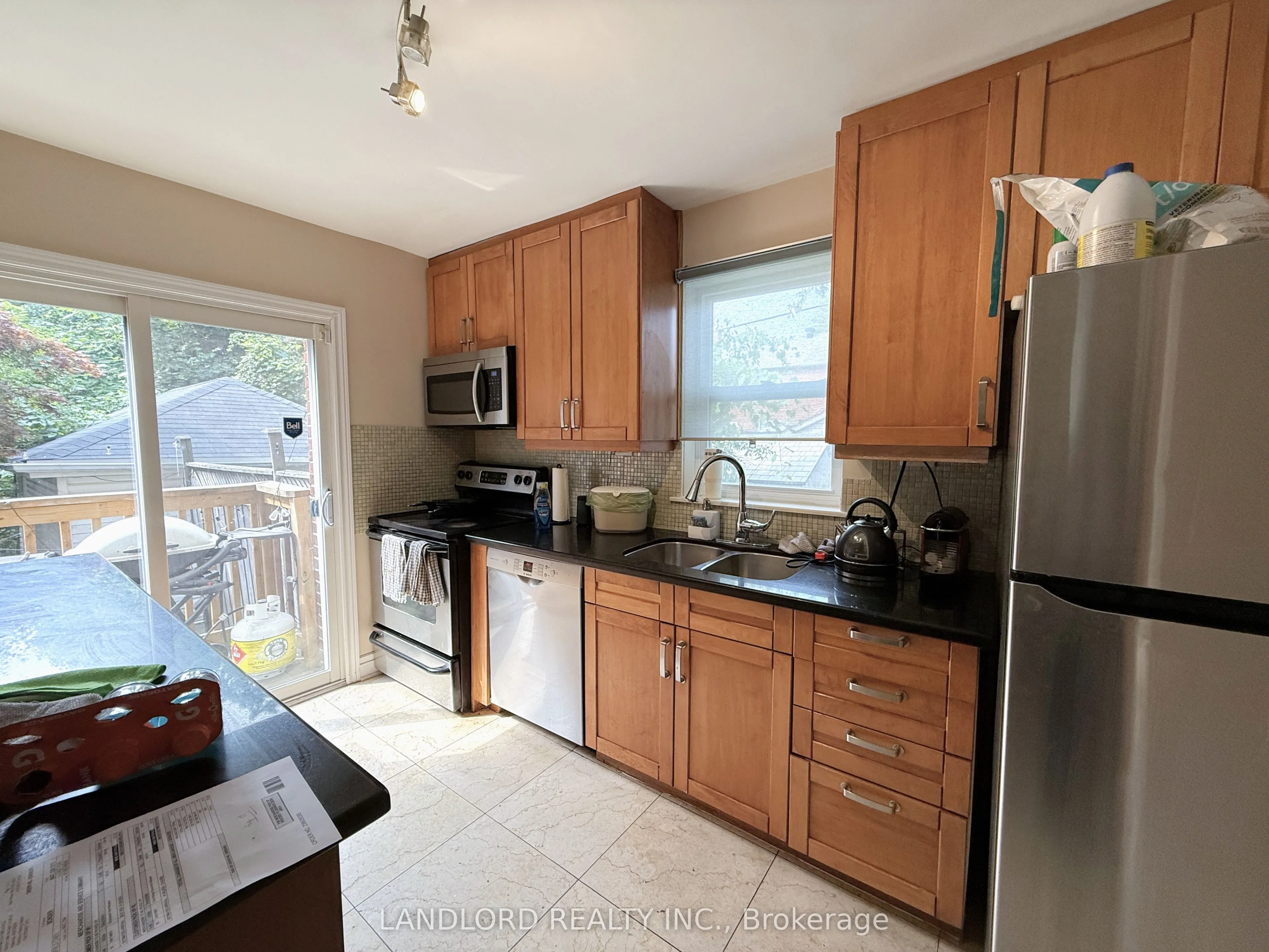 1 Thursfield Crescent
