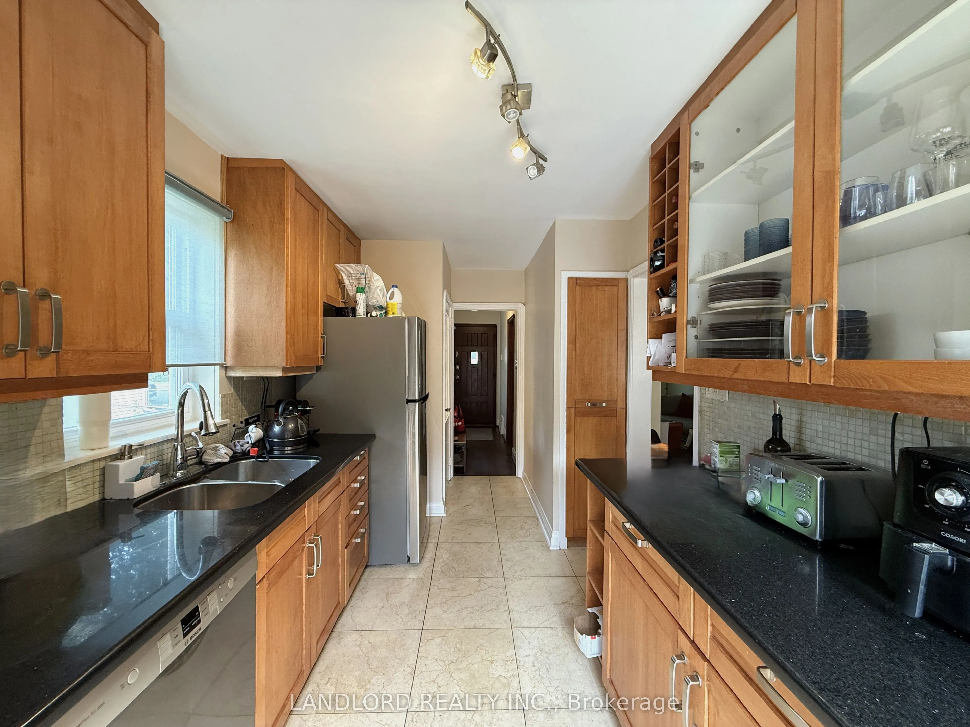 1 Thursfield Crescent