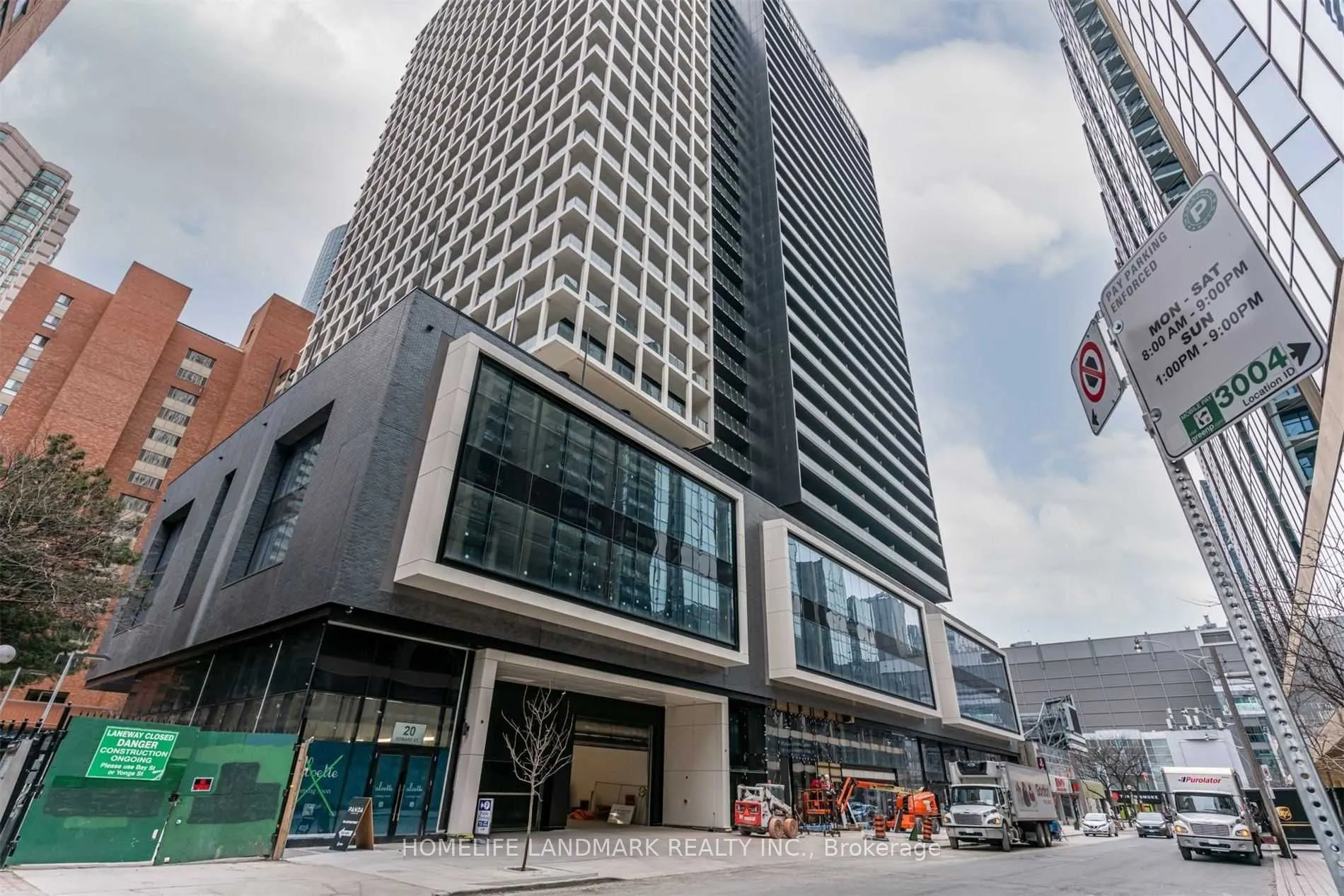 20 Edward Street, #1221