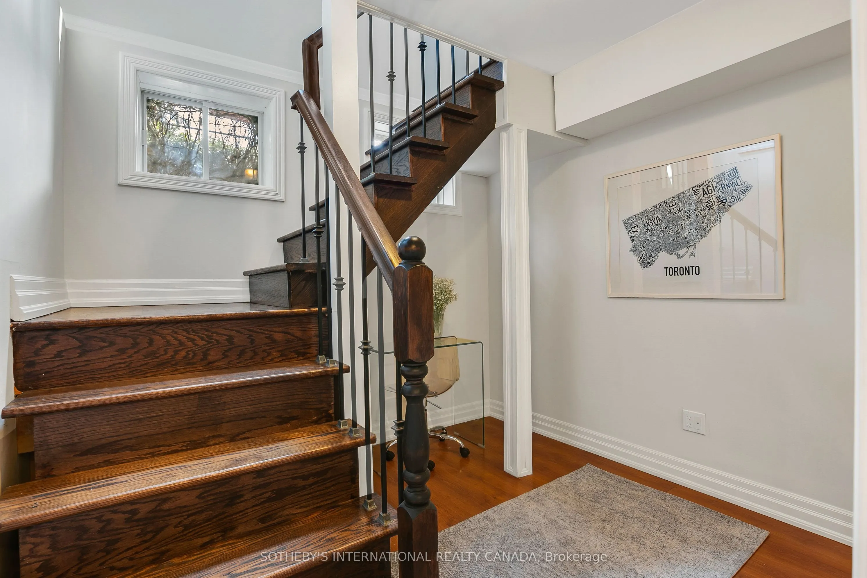 529 Crawford Street