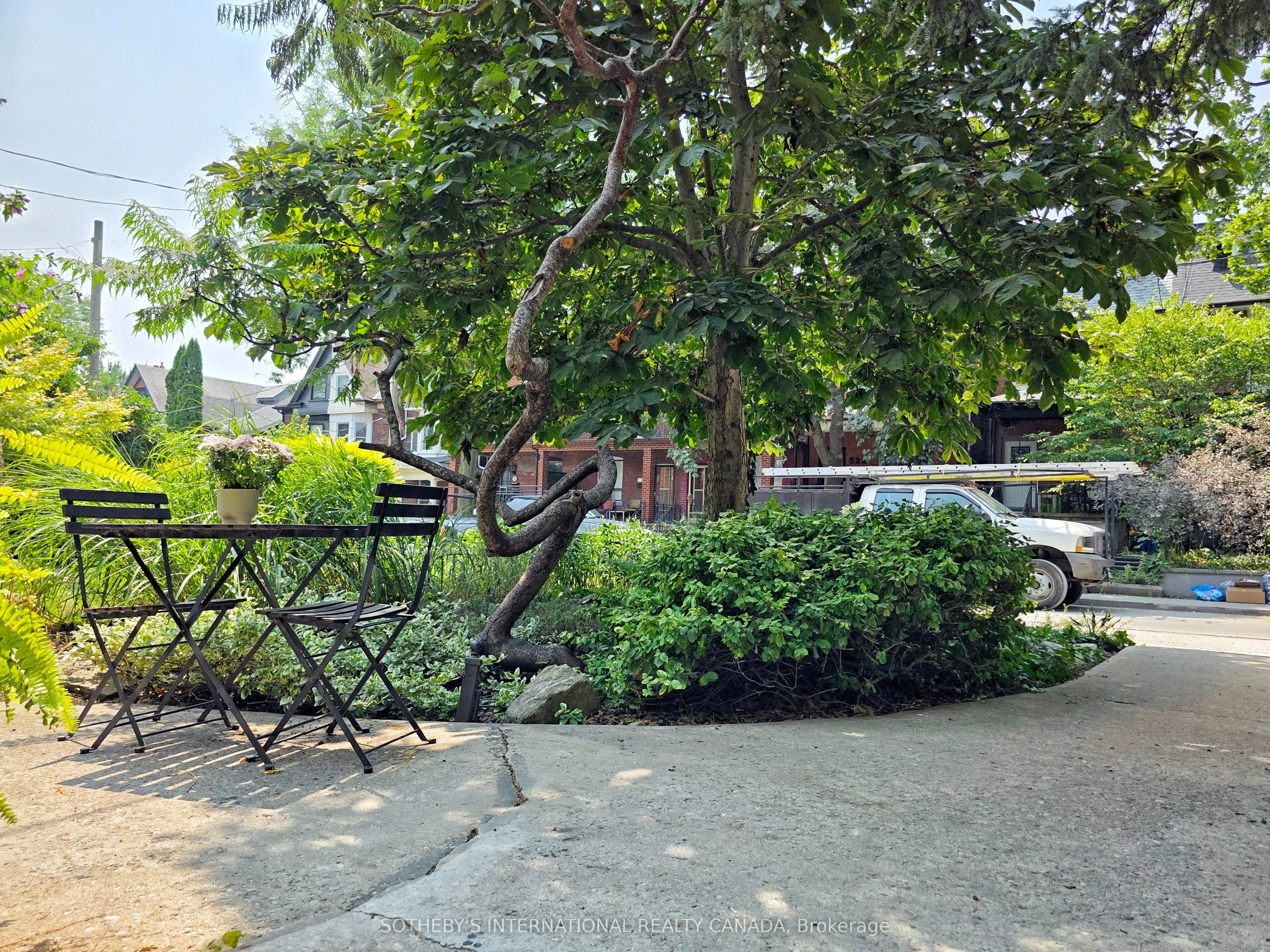 529 Crawford Street