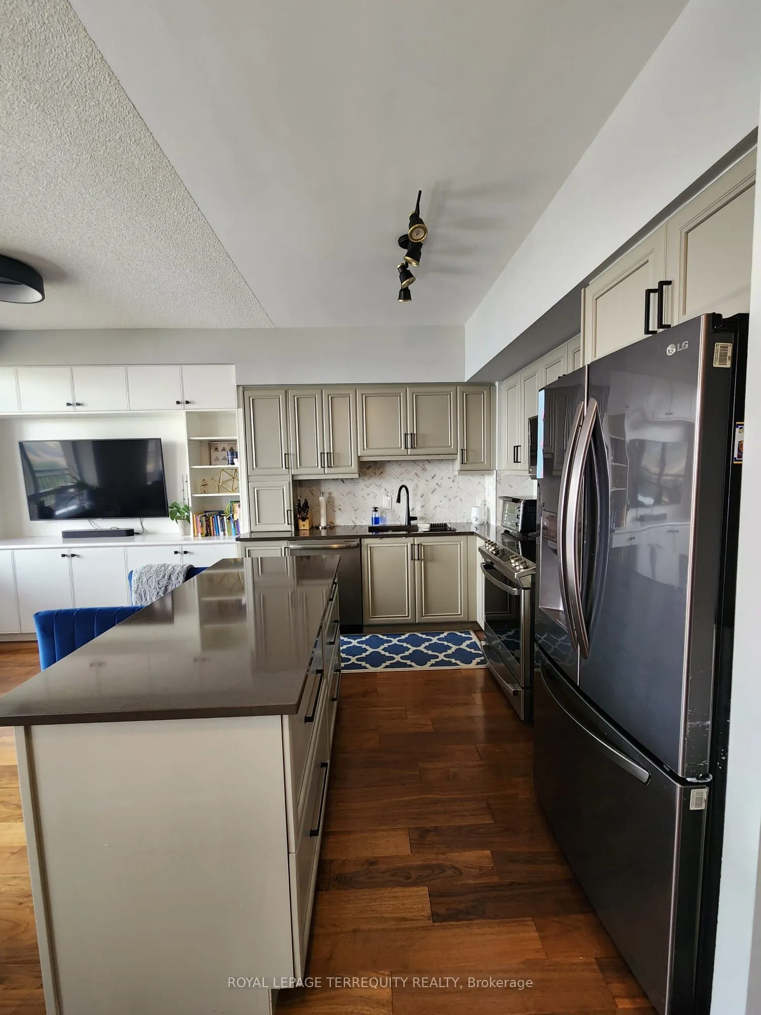 1105 Leslie Street, #1507