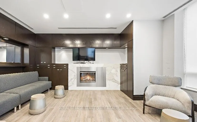 1105 Leslie Street, #1507