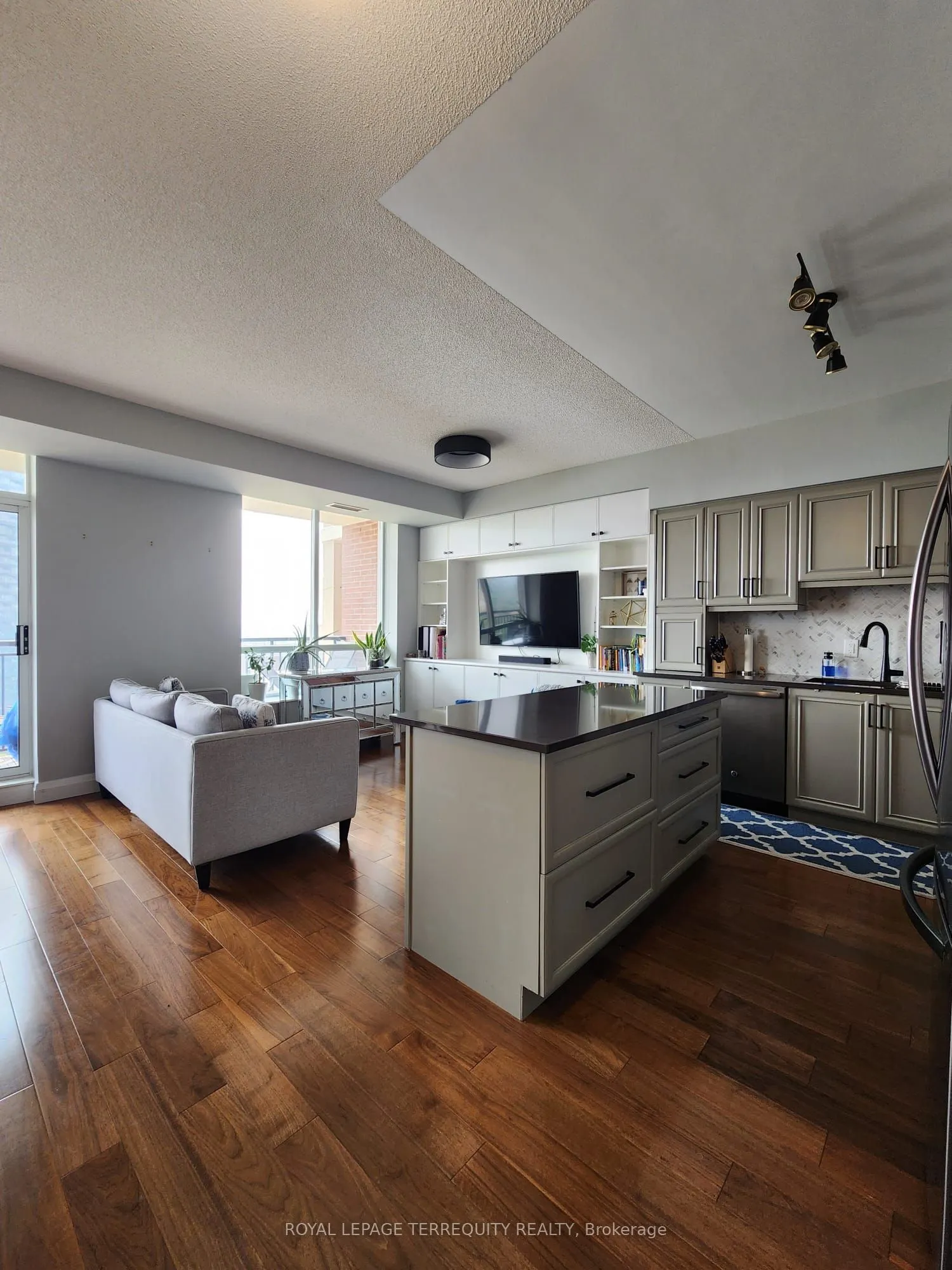 1105 Leslie Street, #1507