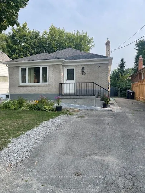 69 Madawaska Avenue, #Basement