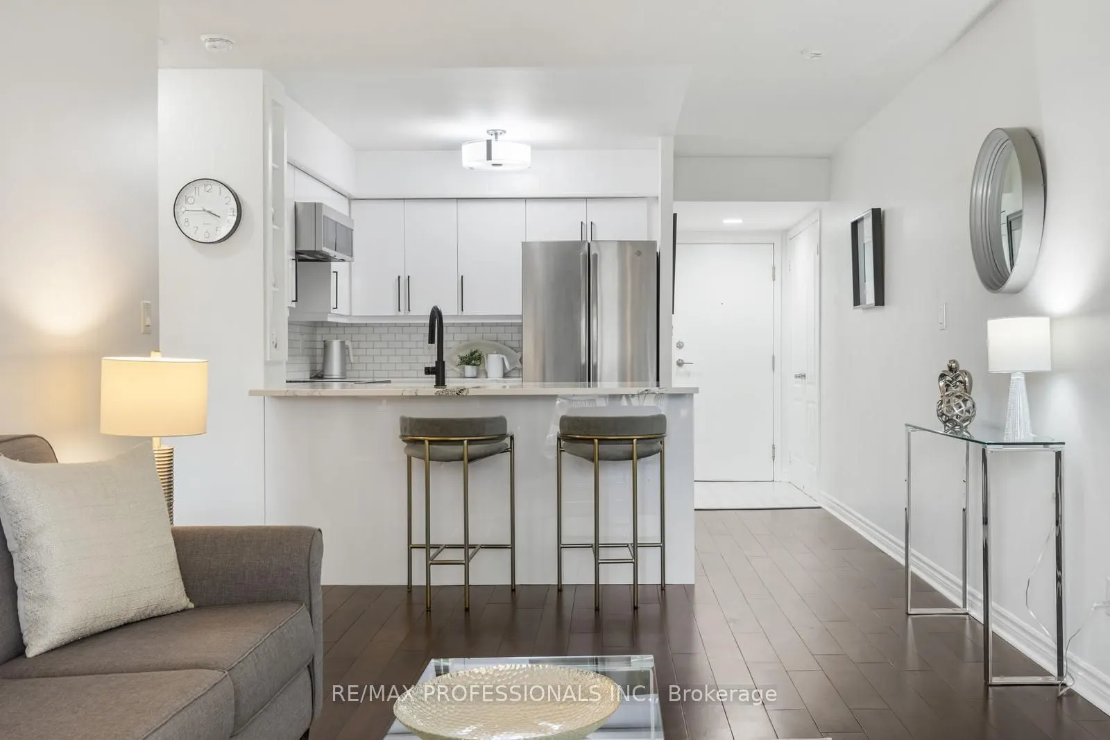 8 Rean Drive, #411