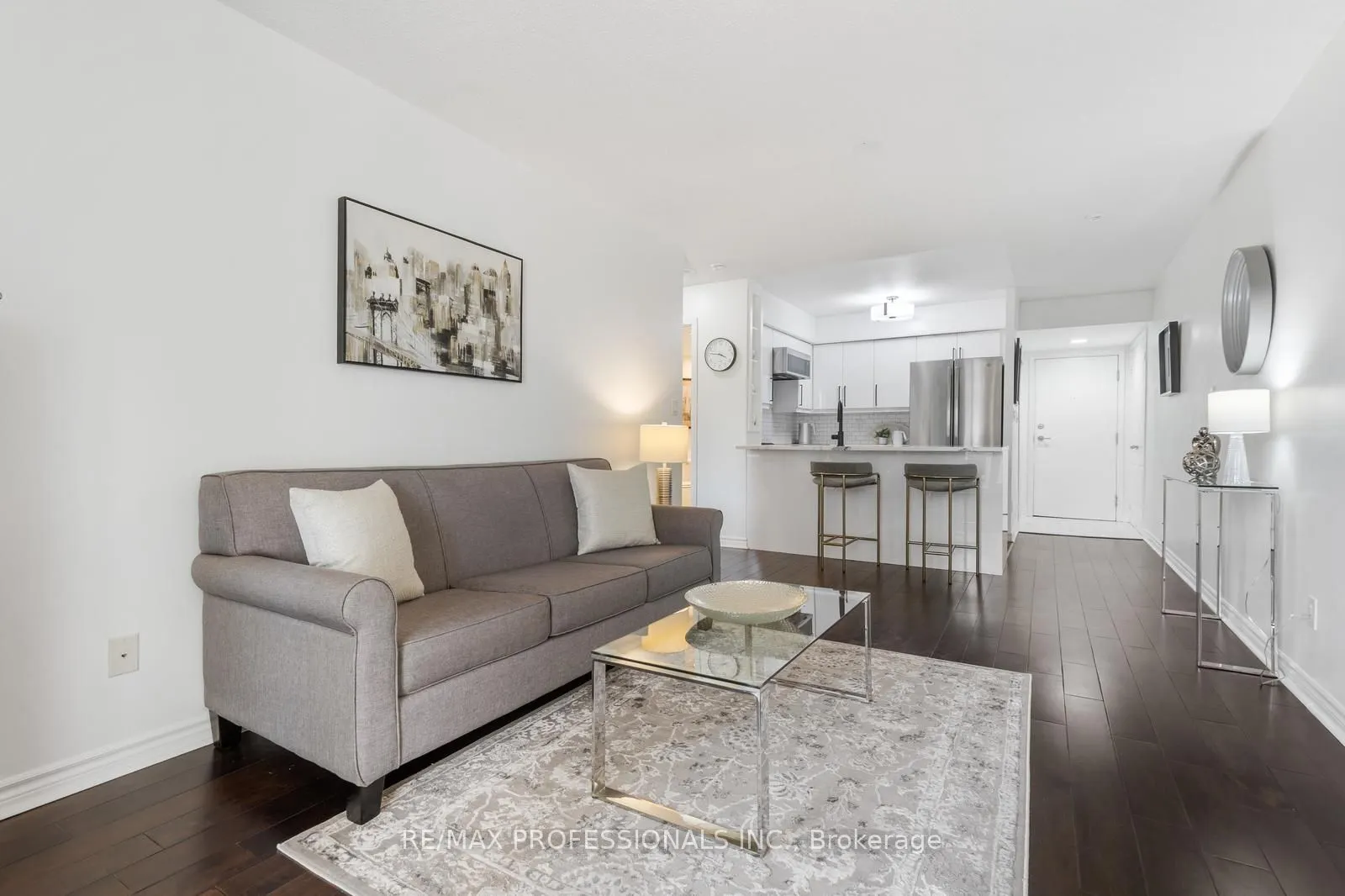 8 Rean Drive, #411