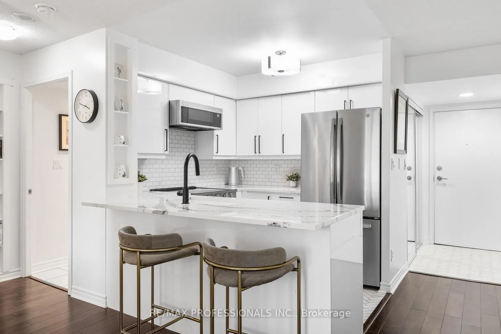8 Rean Drive, #411
