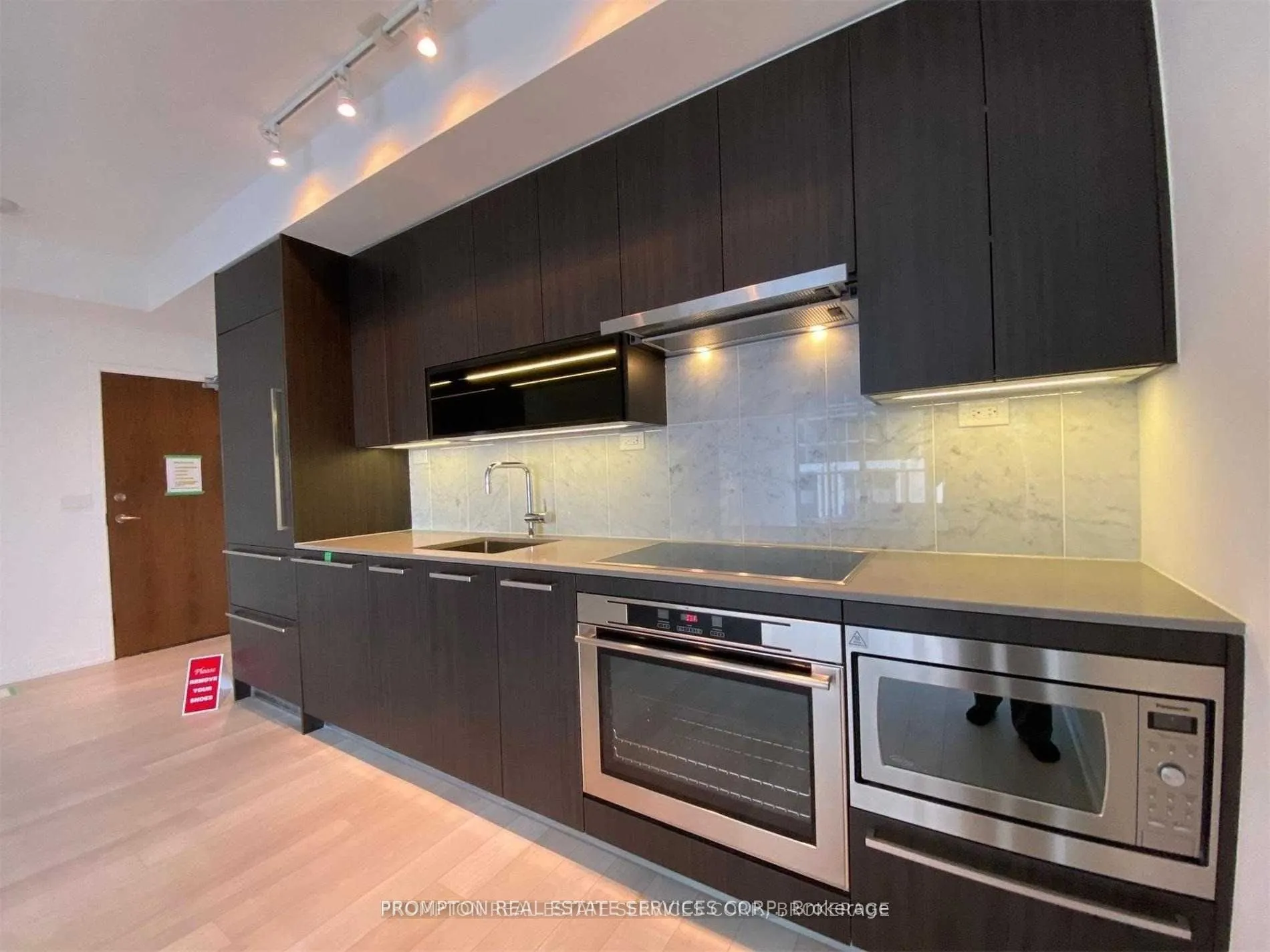 115 Mcmahon Drive, #511