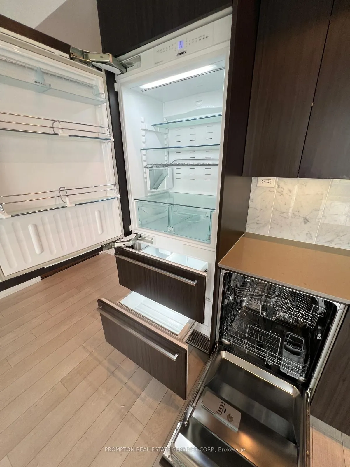 115 Mcmahon Drive, #511