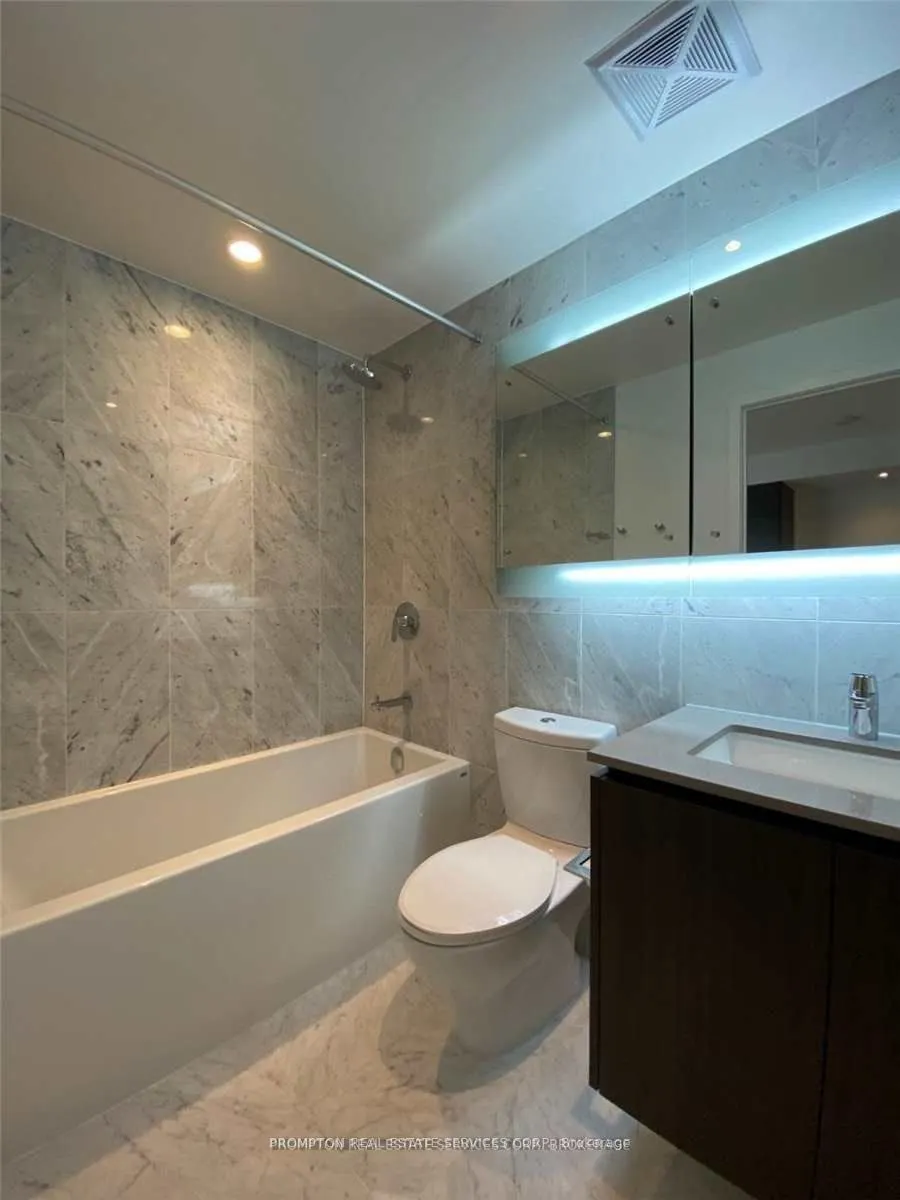 115 Mcmahon Drive, #511
