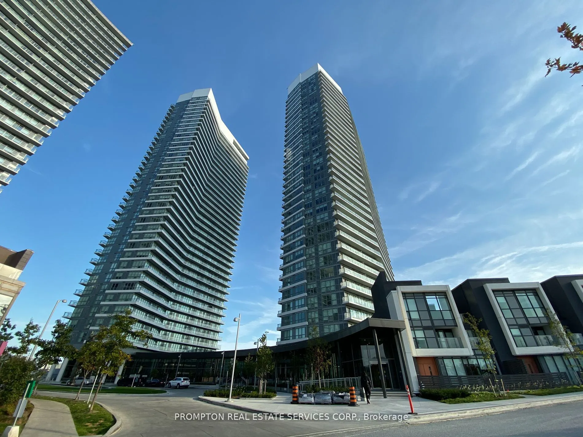115 Mcmahon Drive, #511