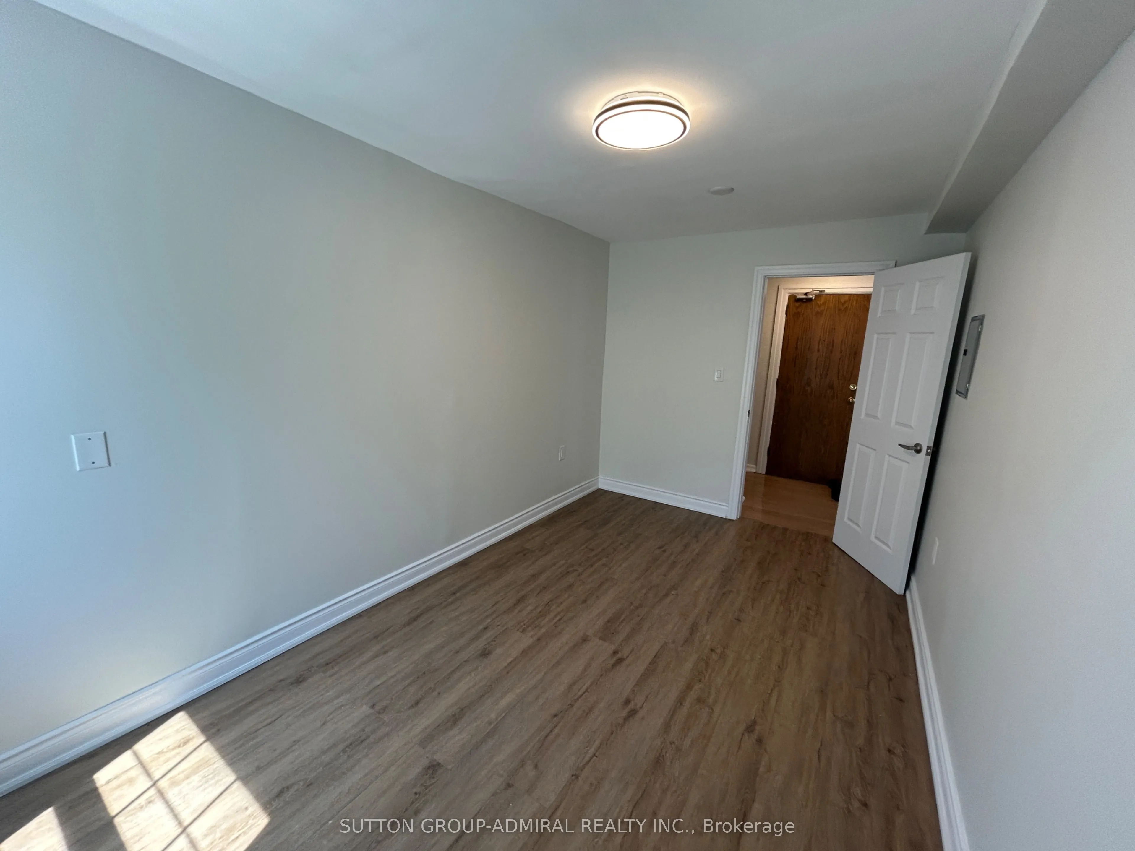 701 Eglinton Avenue W, #408