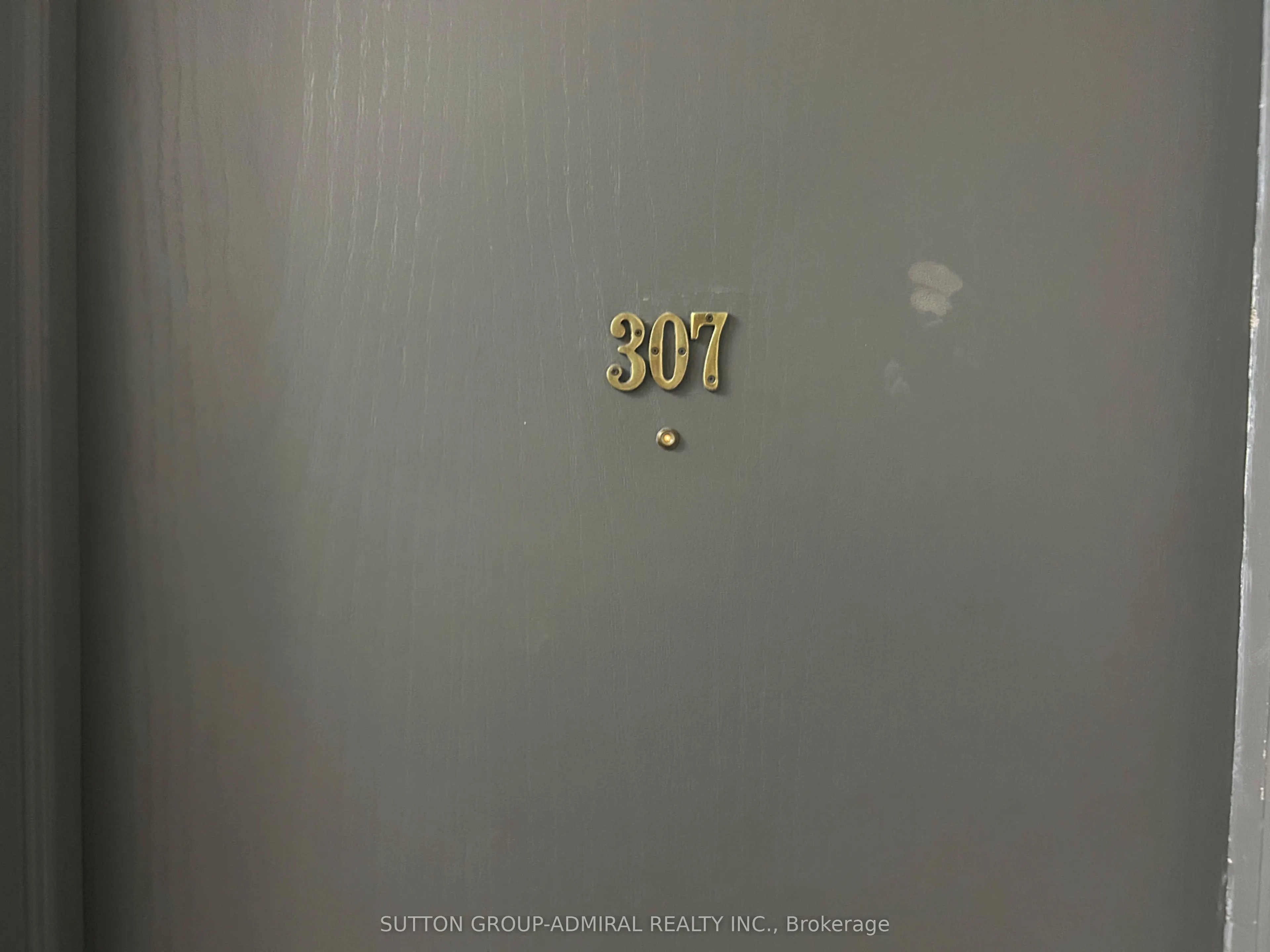 699 Eglinton Avenue W, #307