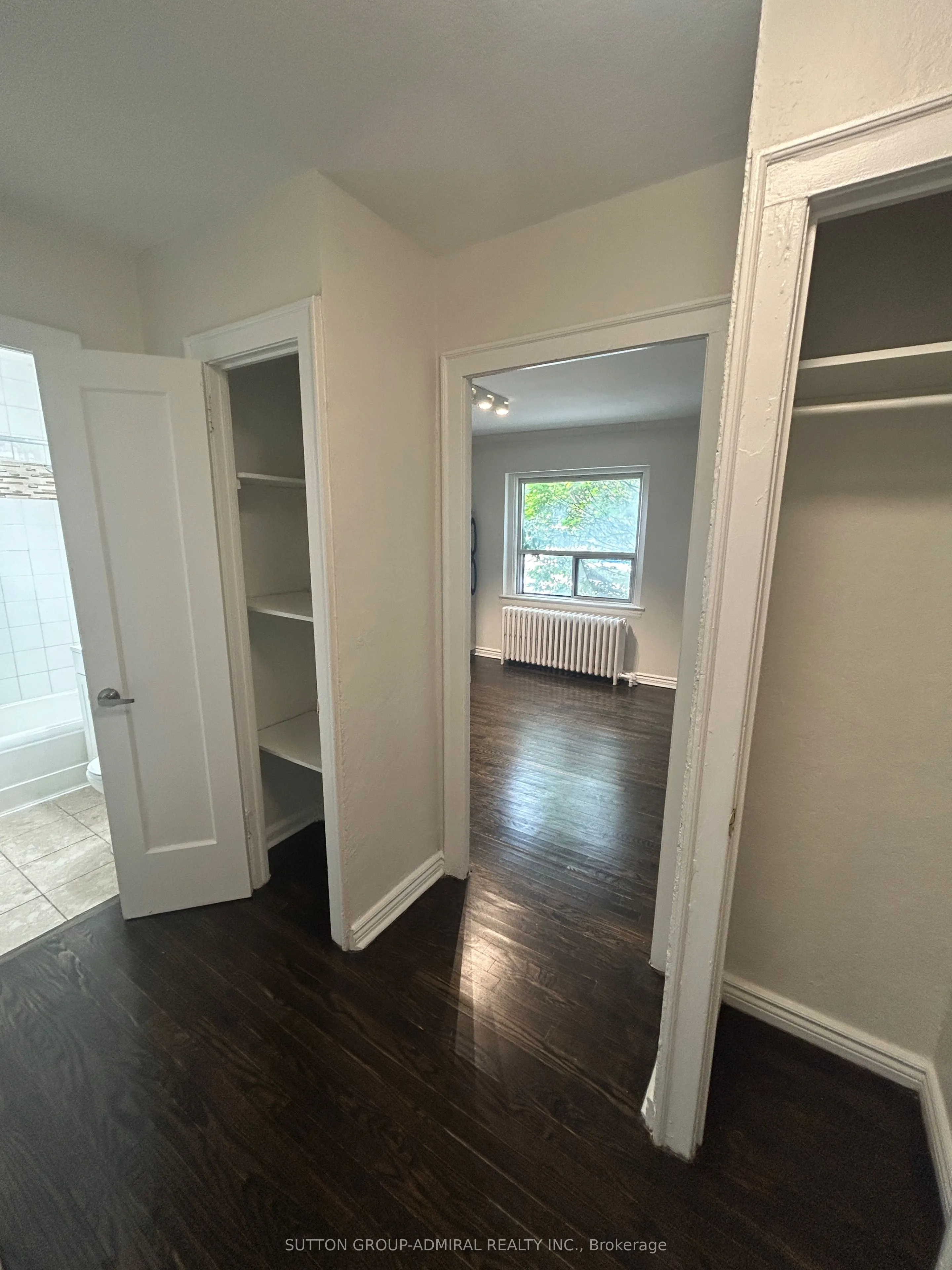 166 Eastbourne Avenue, #14
