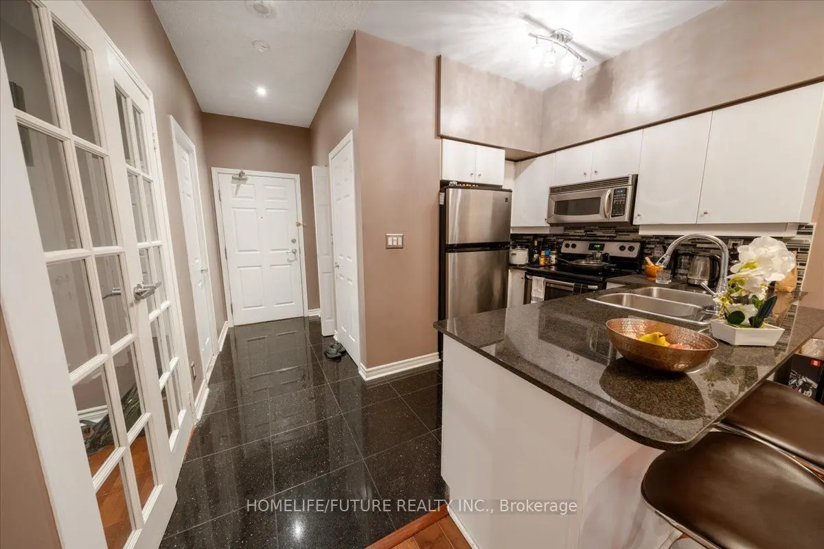 19 Barberry Place, #109