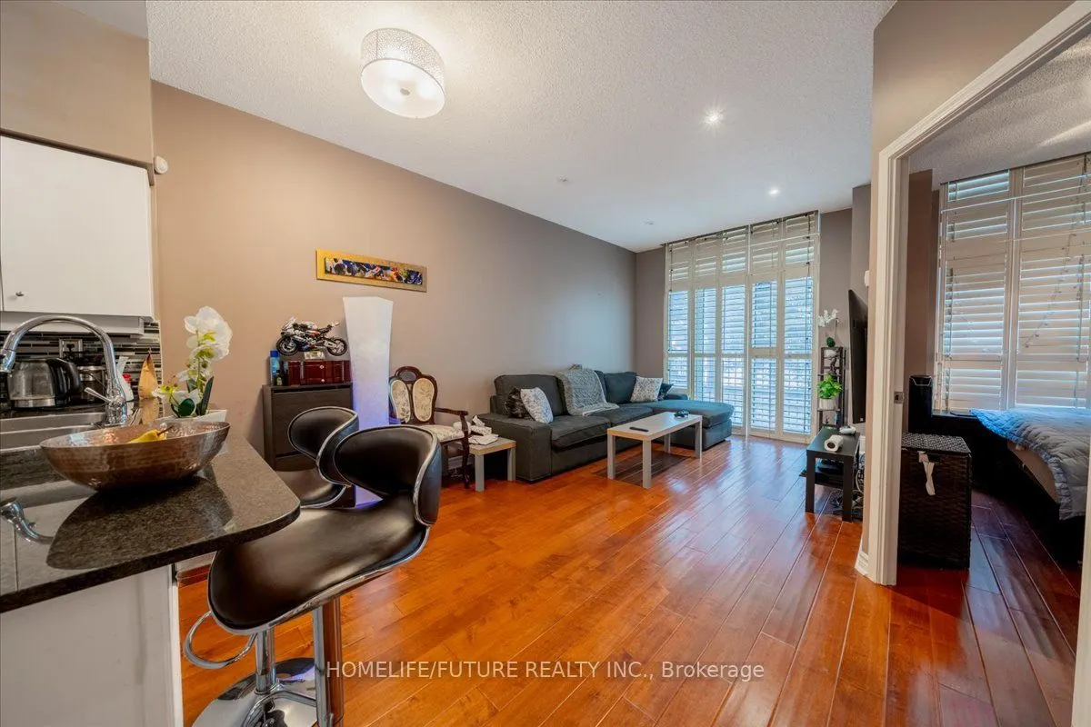 19 Barberry Place, #109