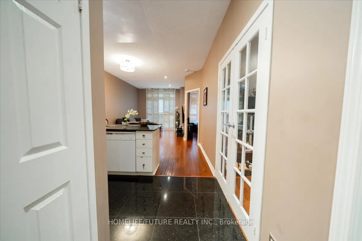 19 Barberry Place, #109