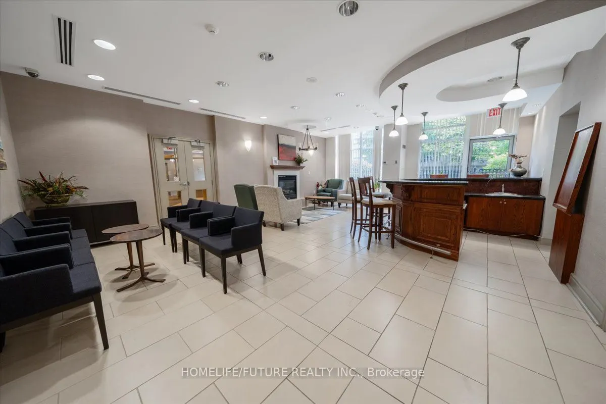 19 Barberry Place, #109