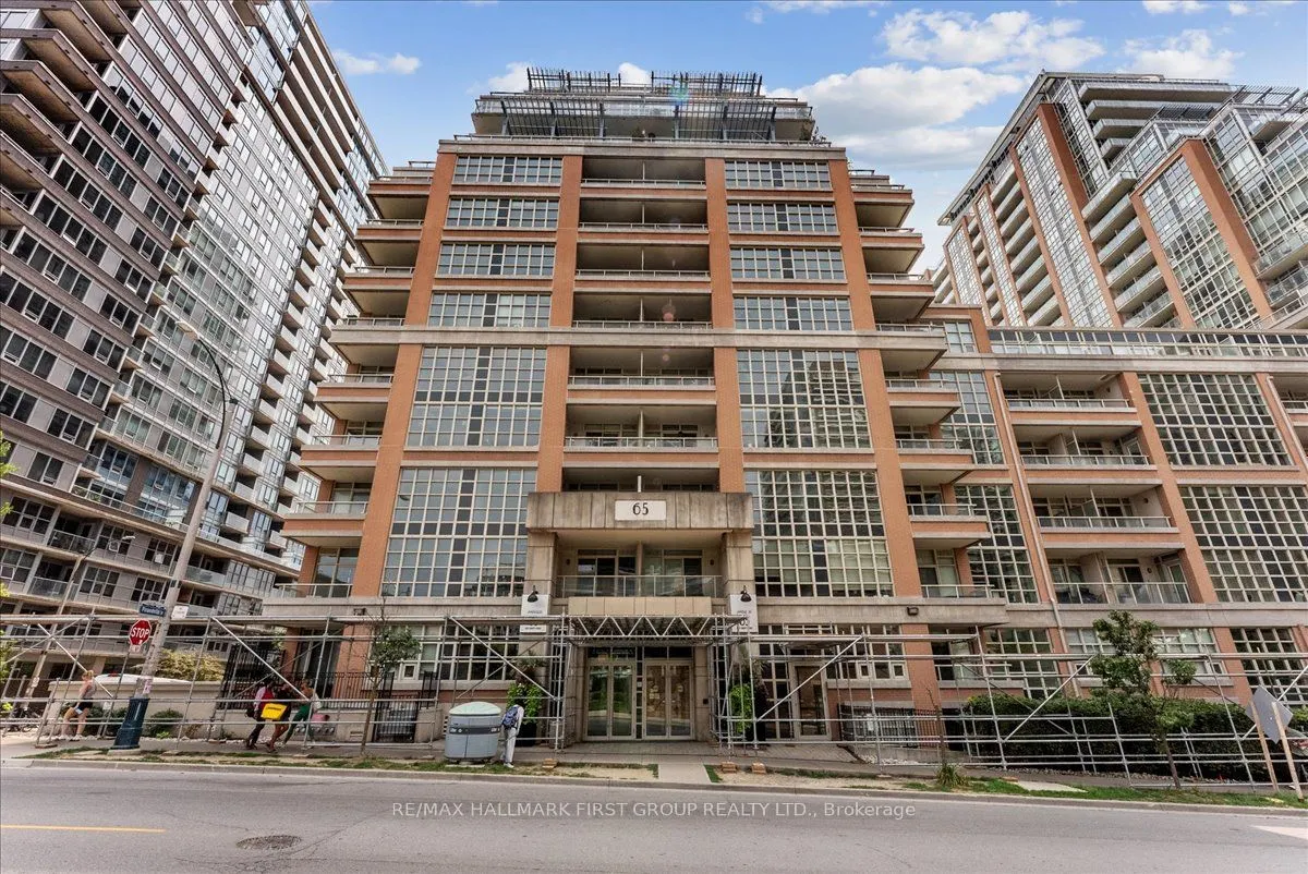65 East Liberty Street, #1018
