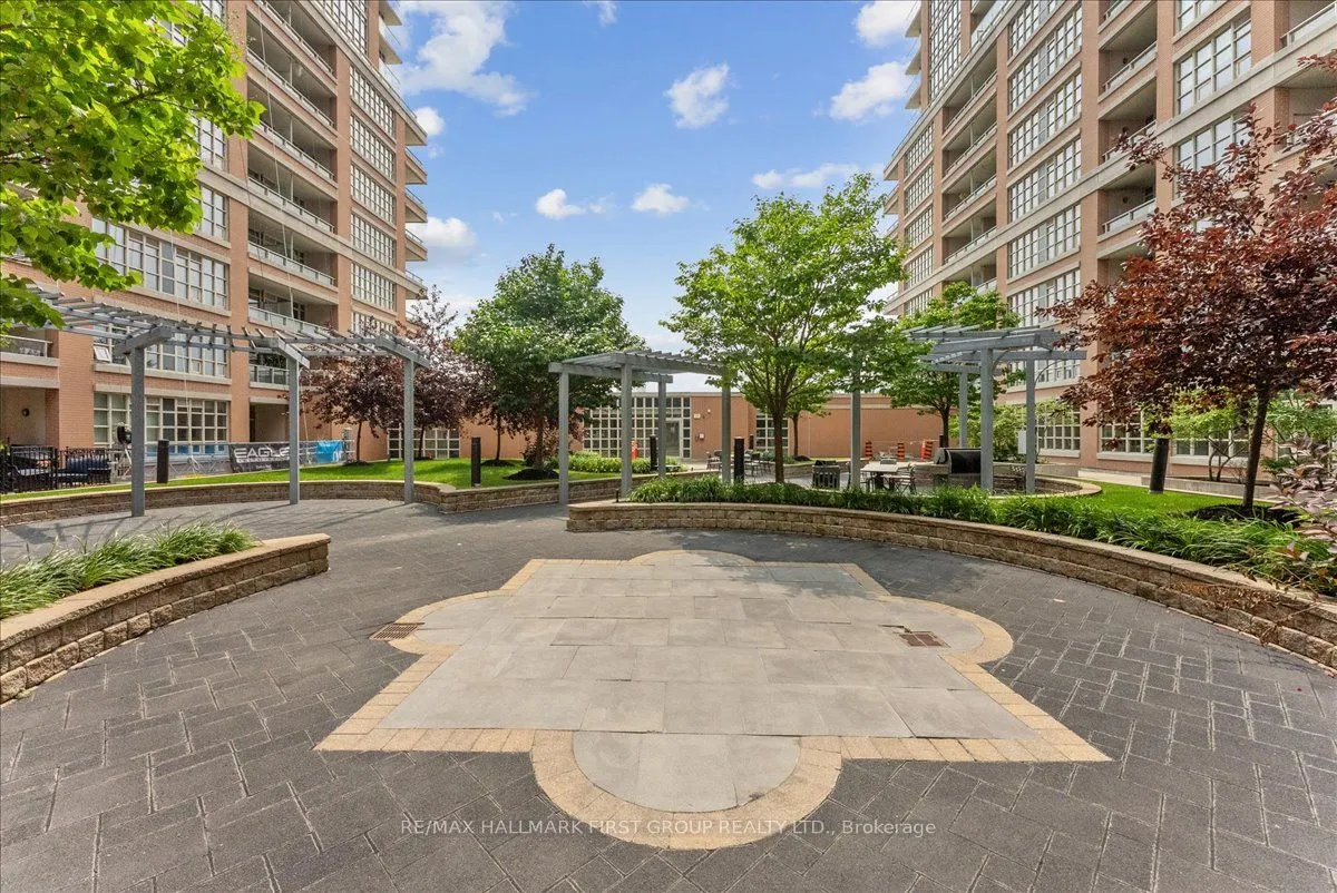 65 East Liberty Street, #1018
